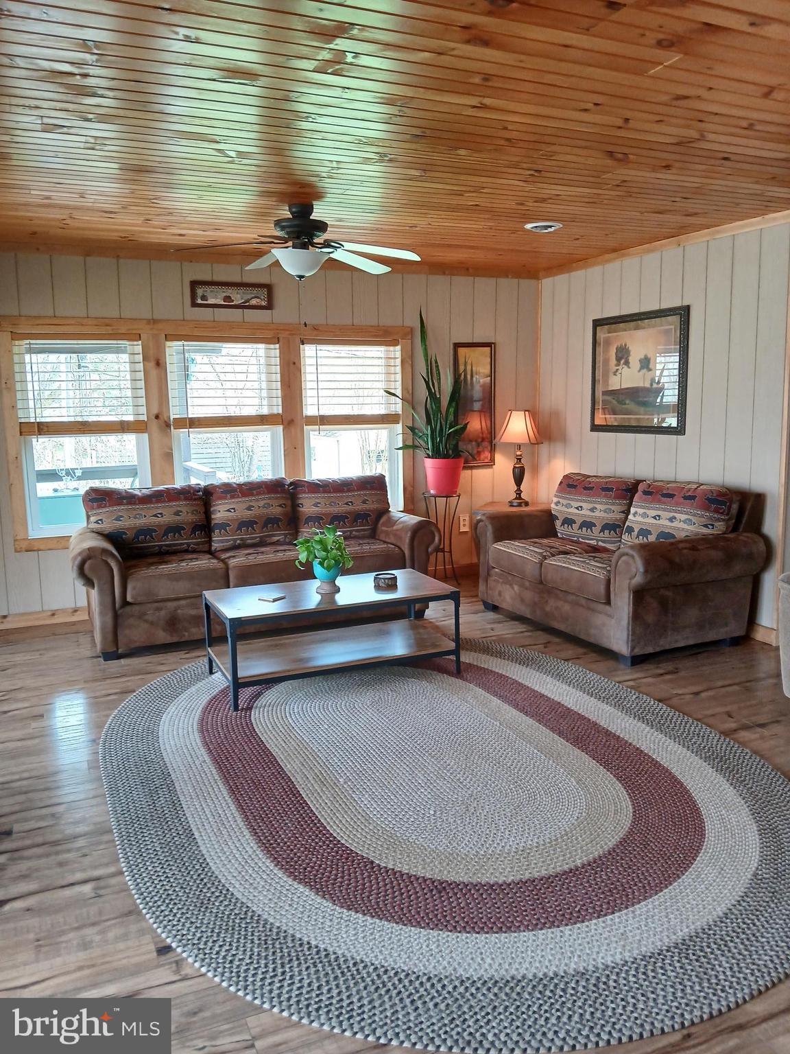 SILVER RIVER ACRES - Residential