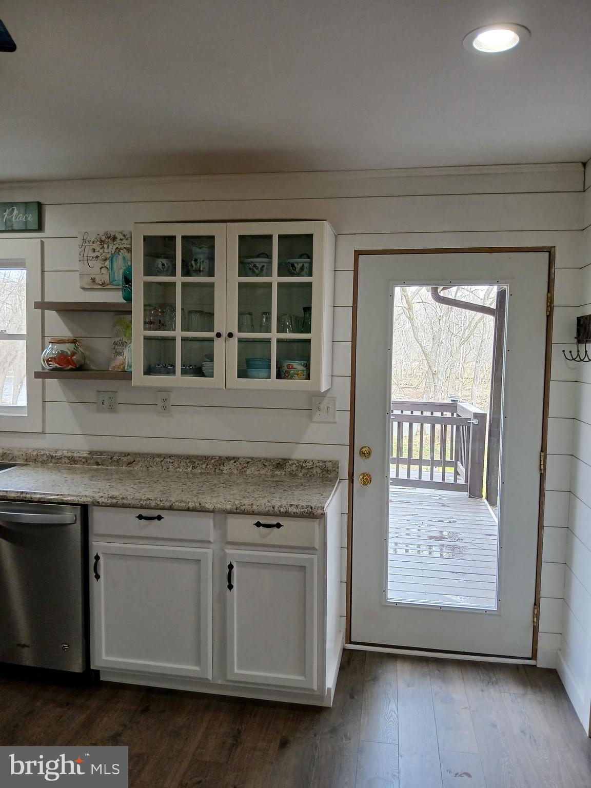 SILVER RIVER ACRES - Residential