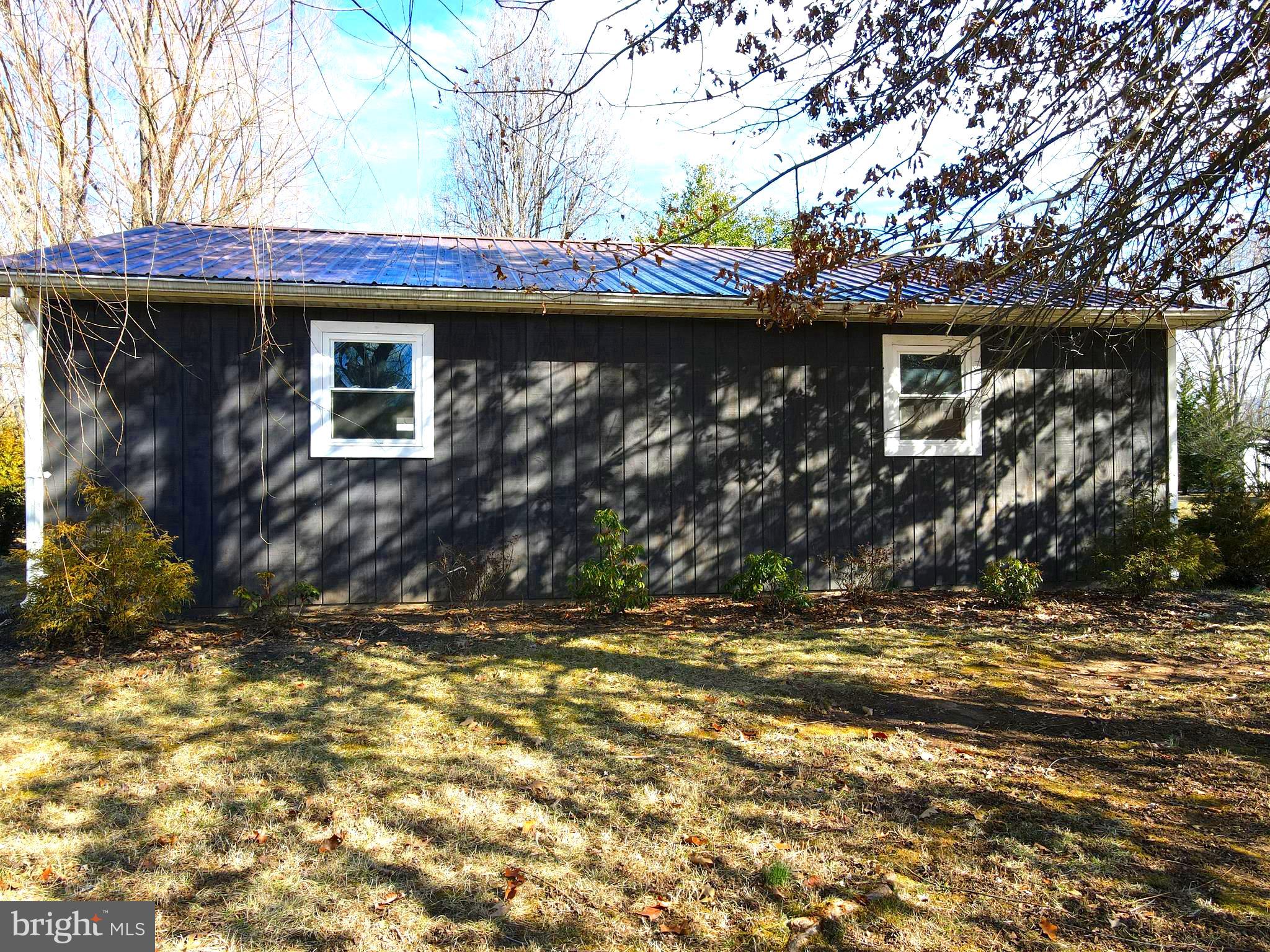 SILVER RIVER ACRES - Residential