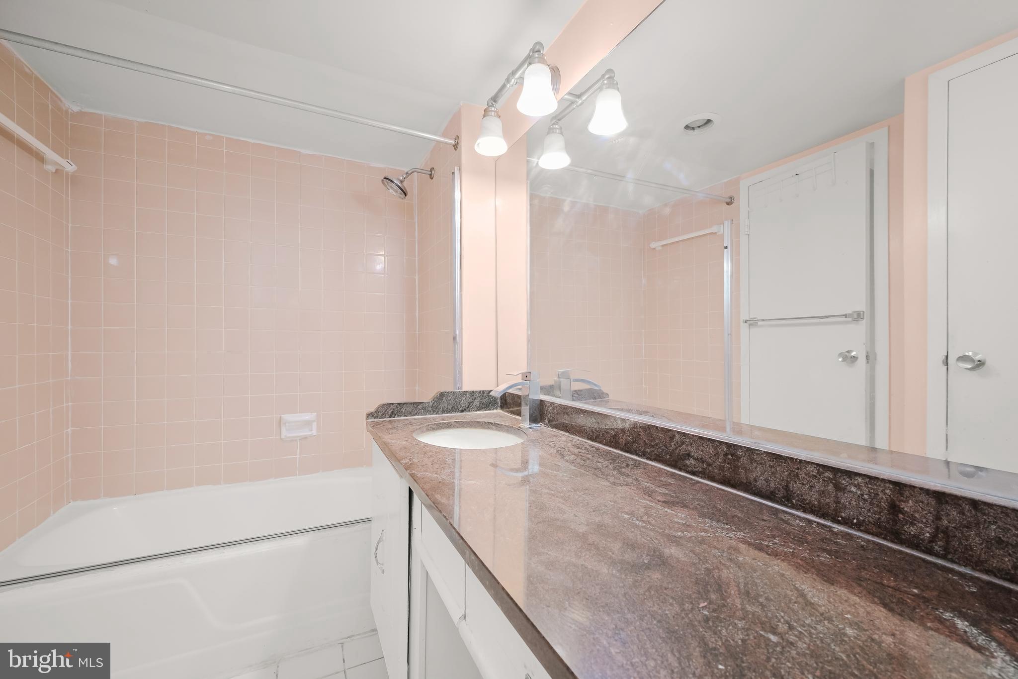 THE FORUM - Residential