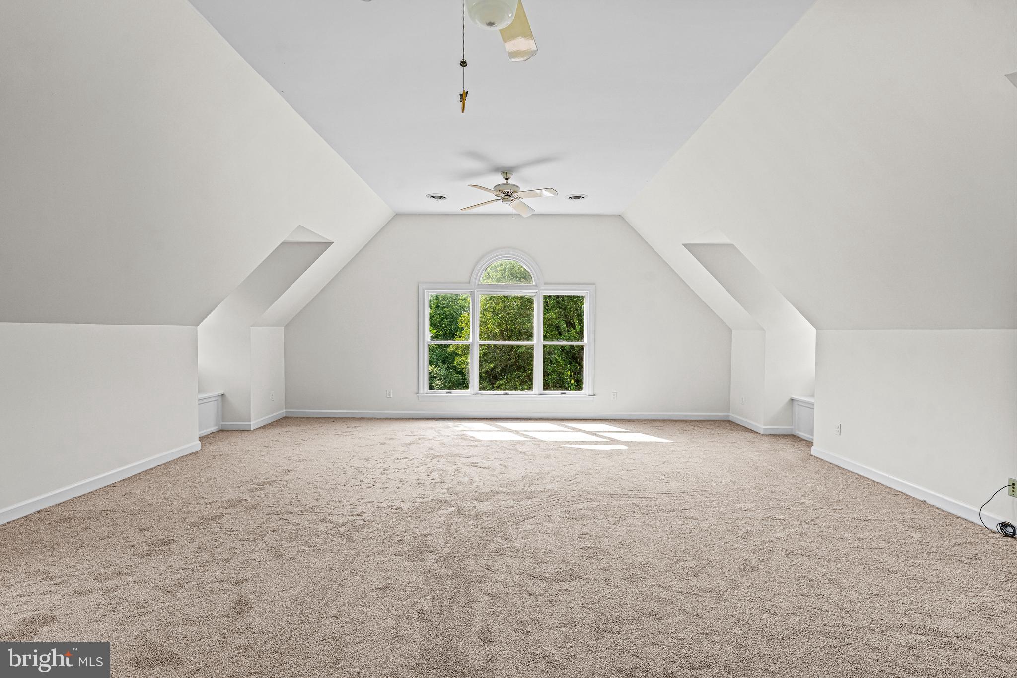 SOLEBURY FARMS EST - Residential