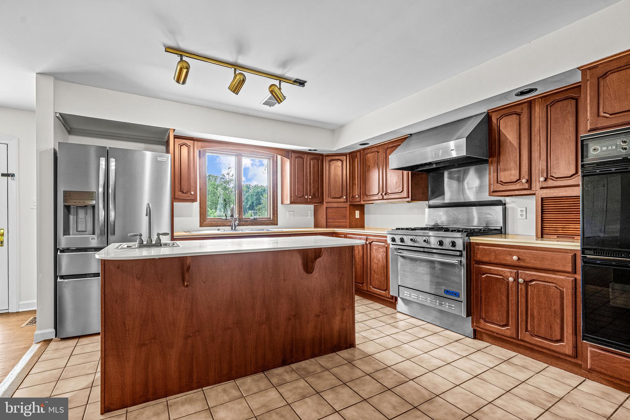 SOLEBURY FARMS EST - Residential