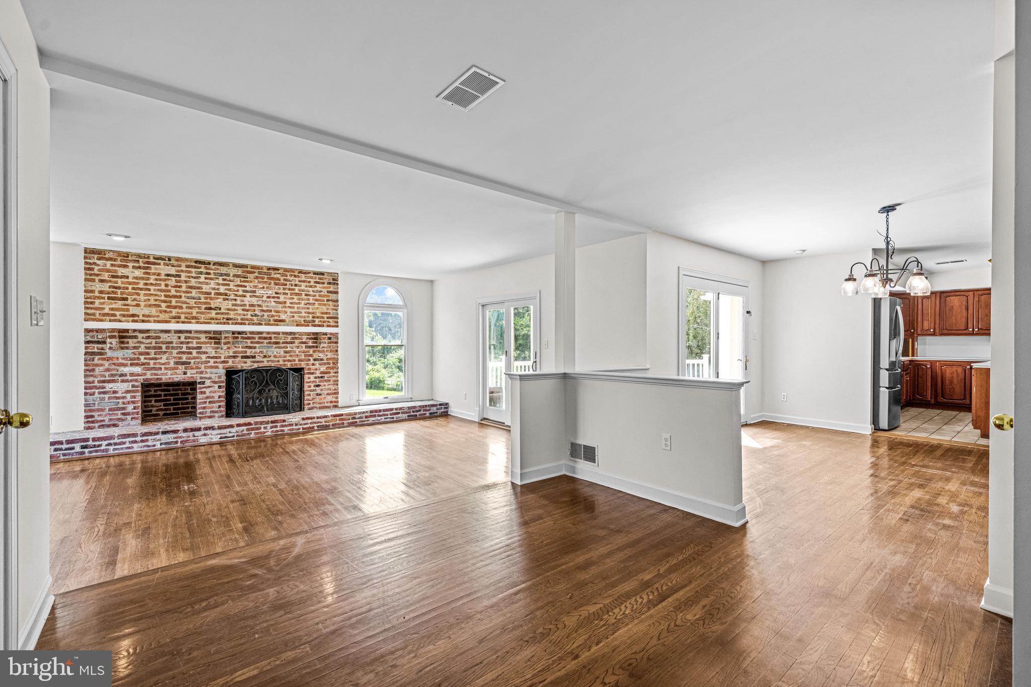 SOLEBURY FARMS EST - Residential