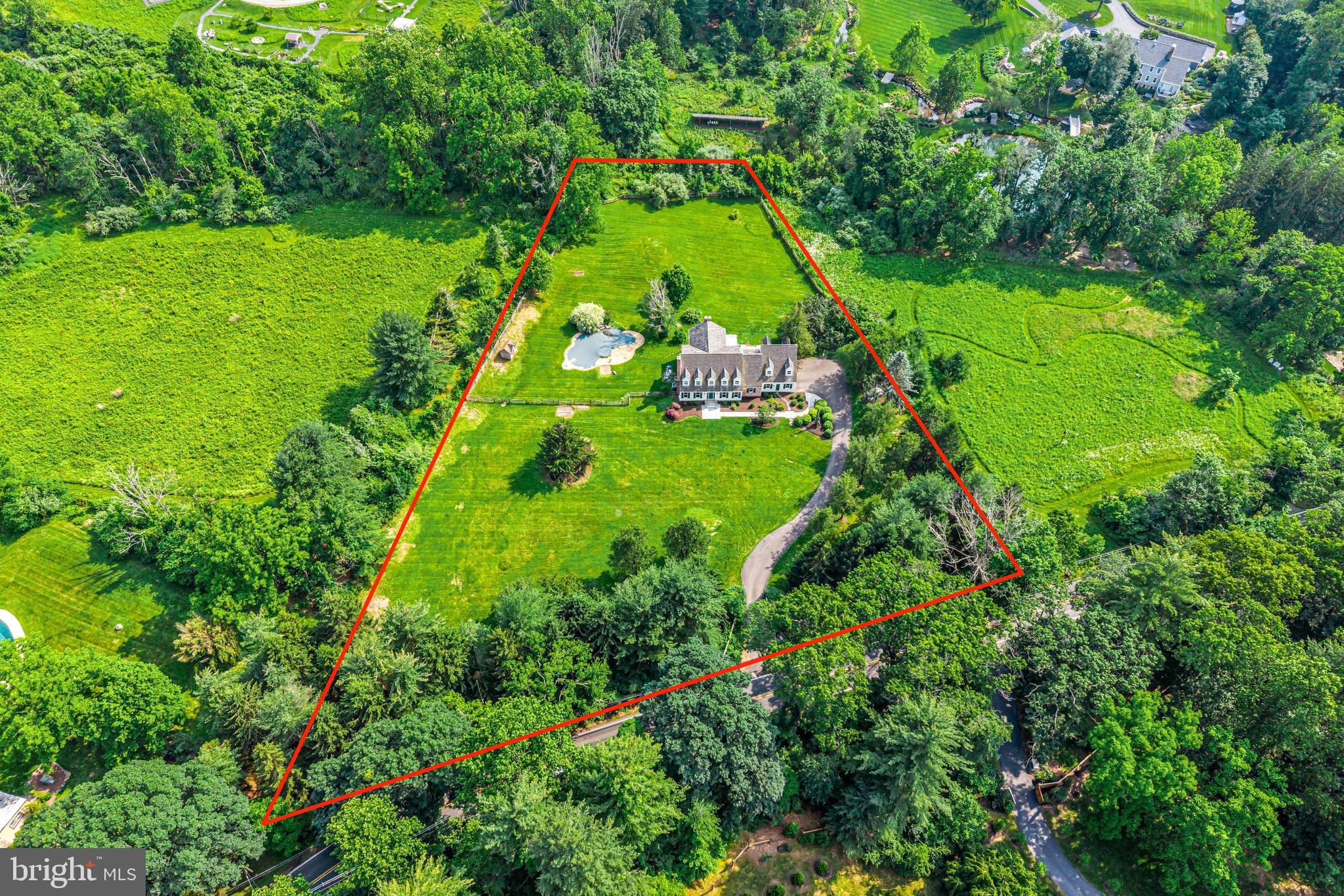 SOLEBURY FARMS EST - Residential