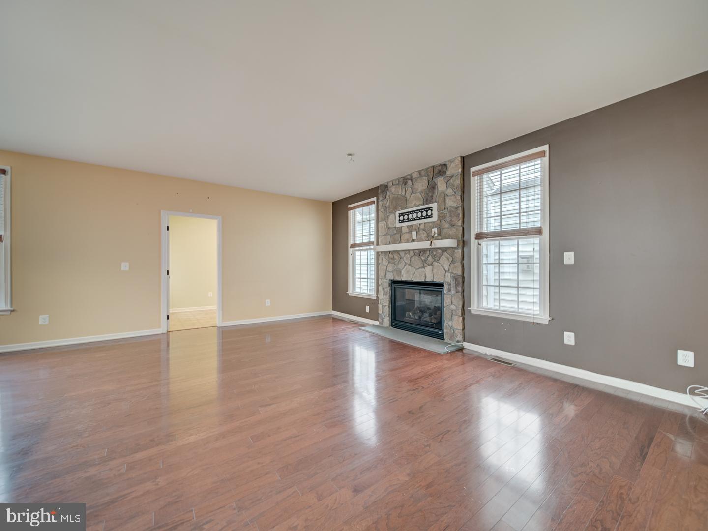 DOMINION VALLEY COUNTRY CLUB - Residential