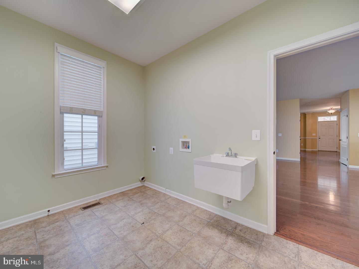 DOMINION VALLEY COUNTRY CLUB - Residential