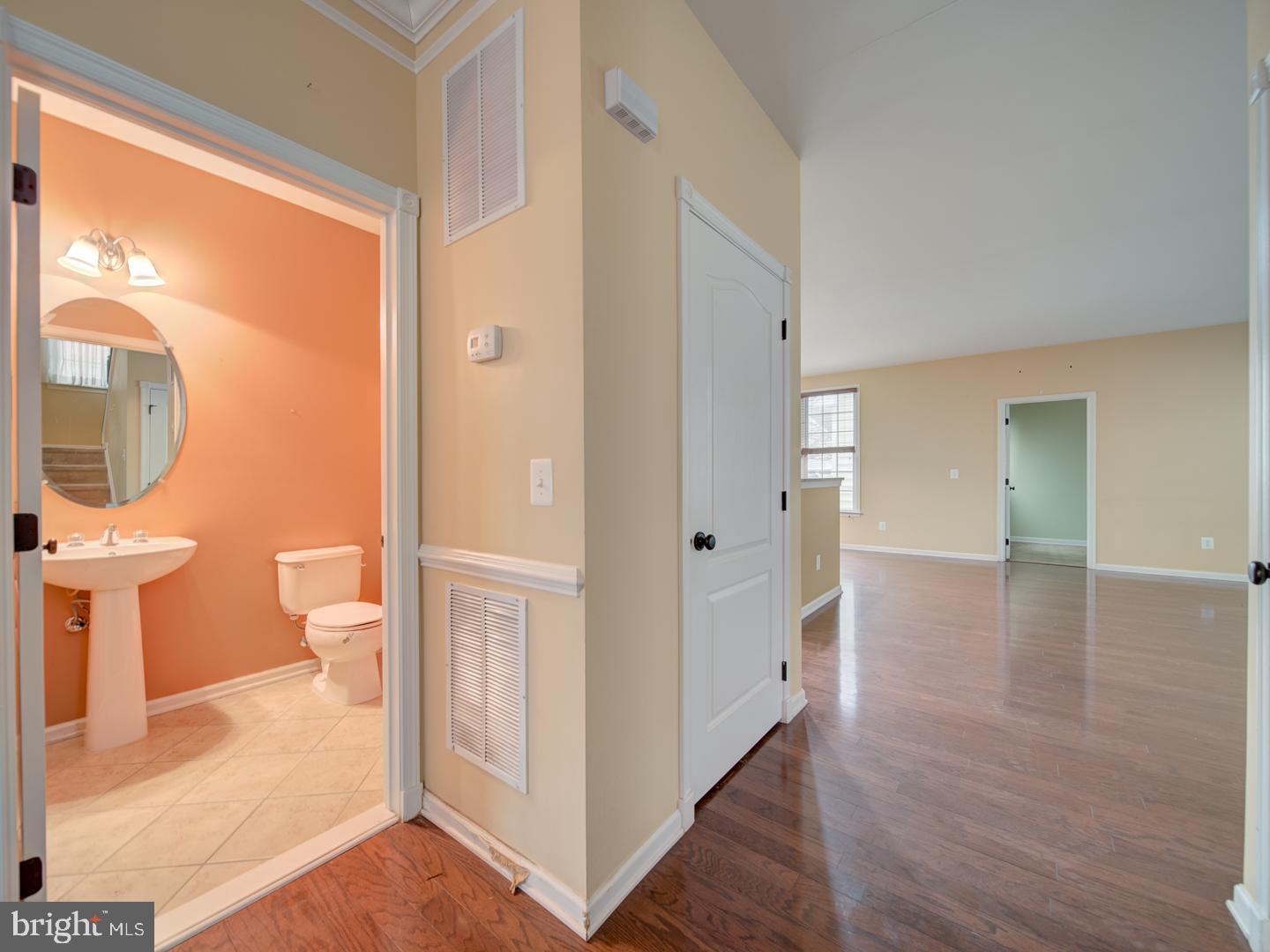 DOMINION VALLEY COUNTRY CLUB - Residential