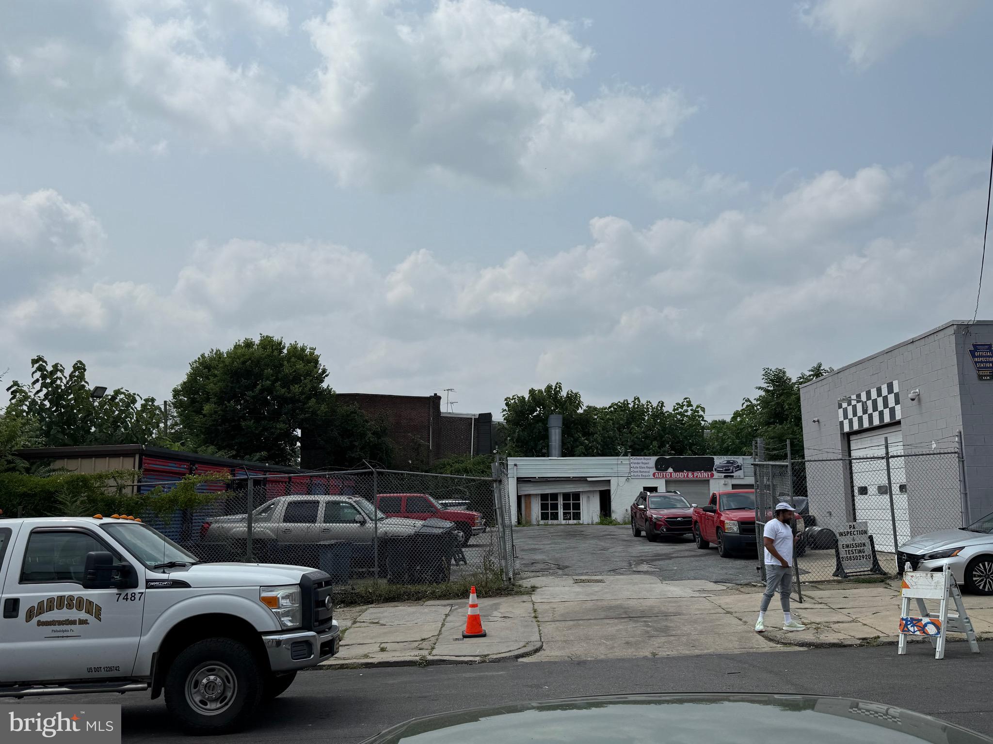 PHILADELPHIA (SOUTHWEST) - Commercial Lease