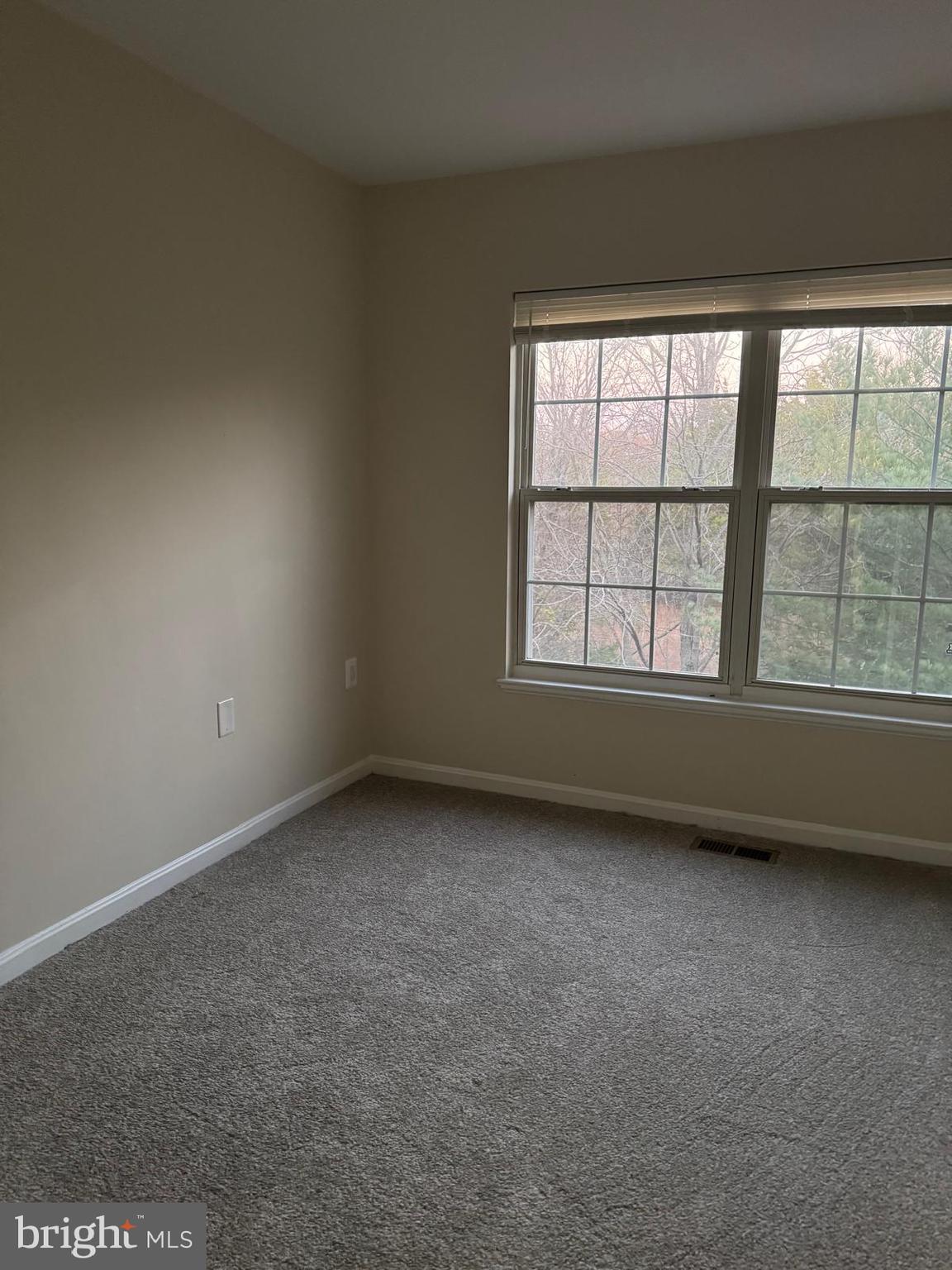 GREENBROOK MANOR PLAT 2> - Residential Lease