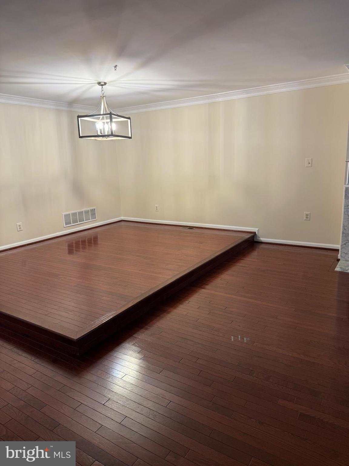 GREENBROOK MANOR PLAT 2> - Residential Lease