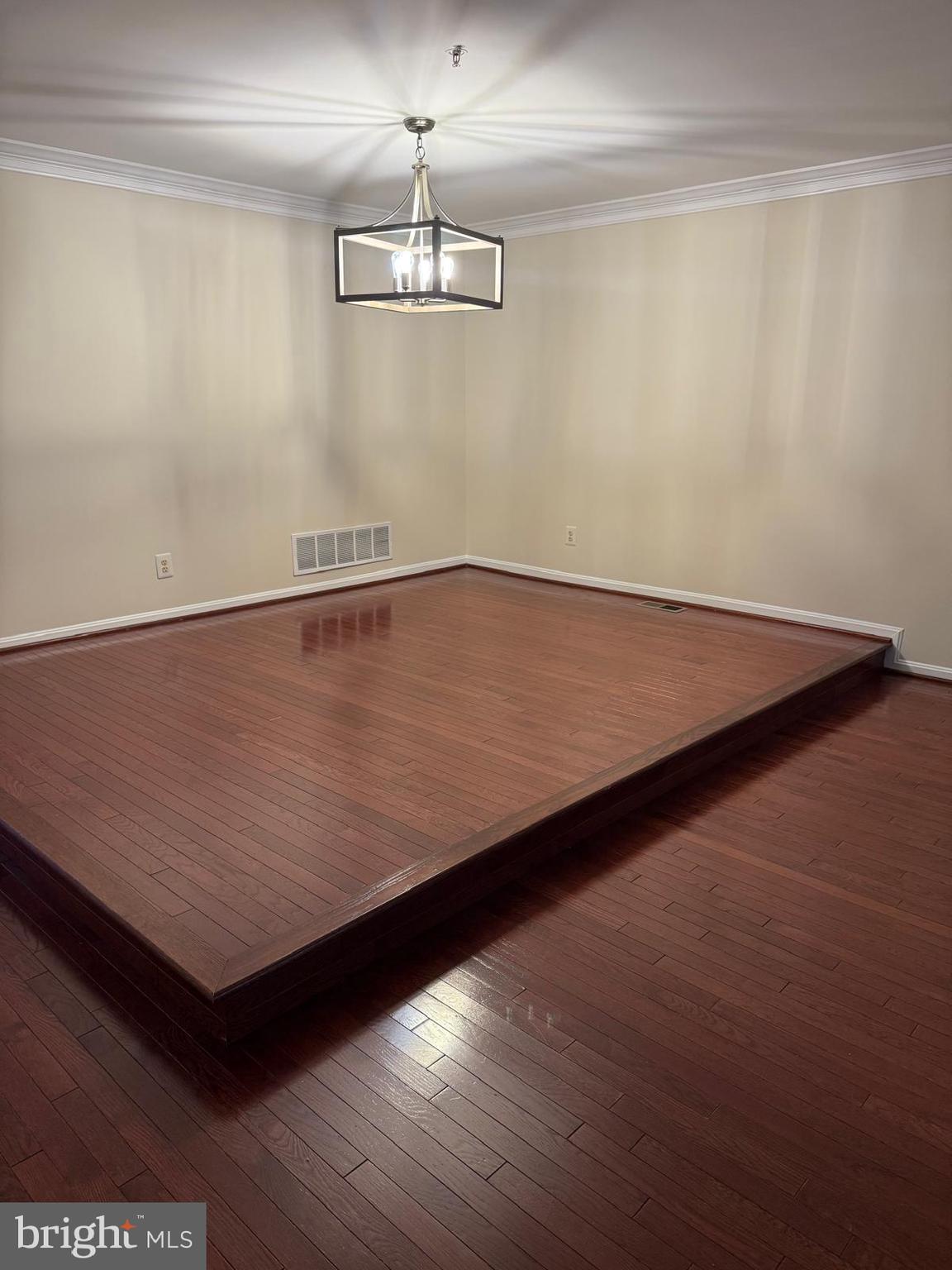 GREENBROOK MANOR PLAT 2> - Residential Lease