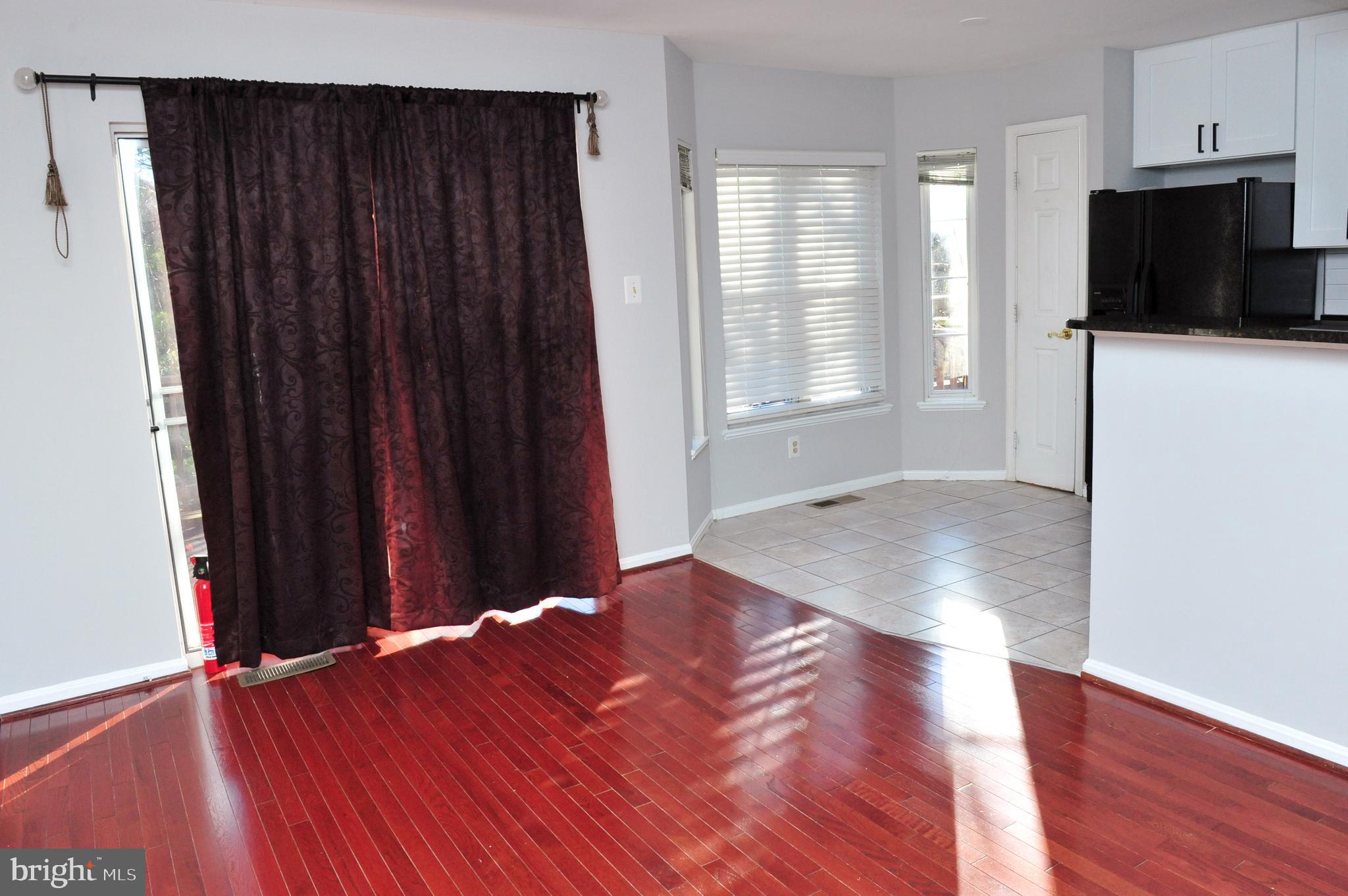 GREENBROOK MANOR PLAT 2> - Residential Lease