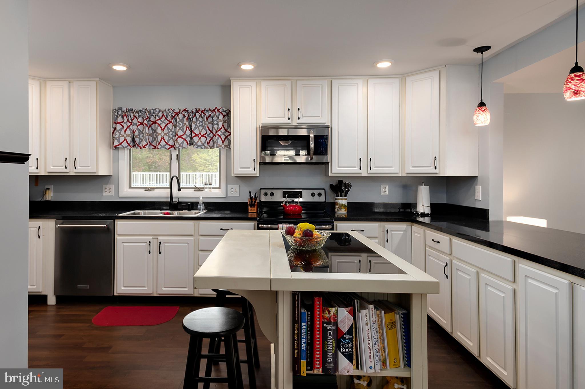 HOLLY HILL HARBOR - Residential