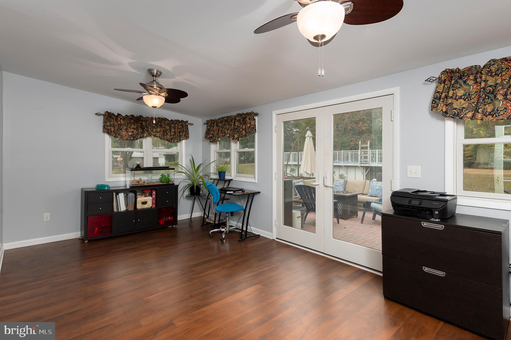 HOLLY HILL HARBOR - Residential