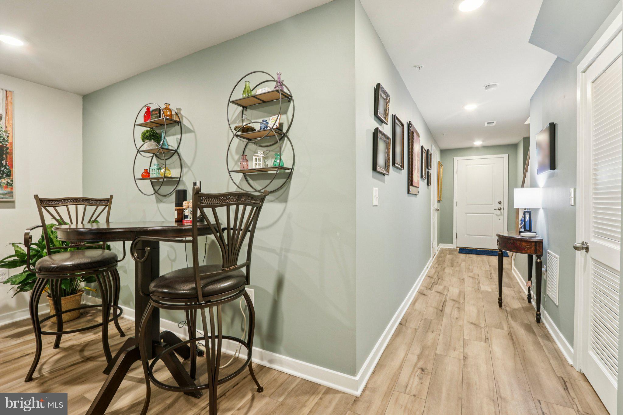 BRINLEY COURT - Residential