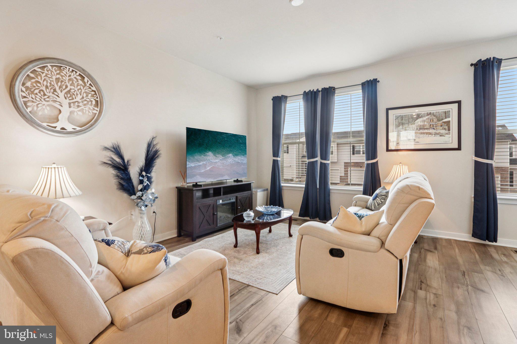 BRINLEY COURT - Residential