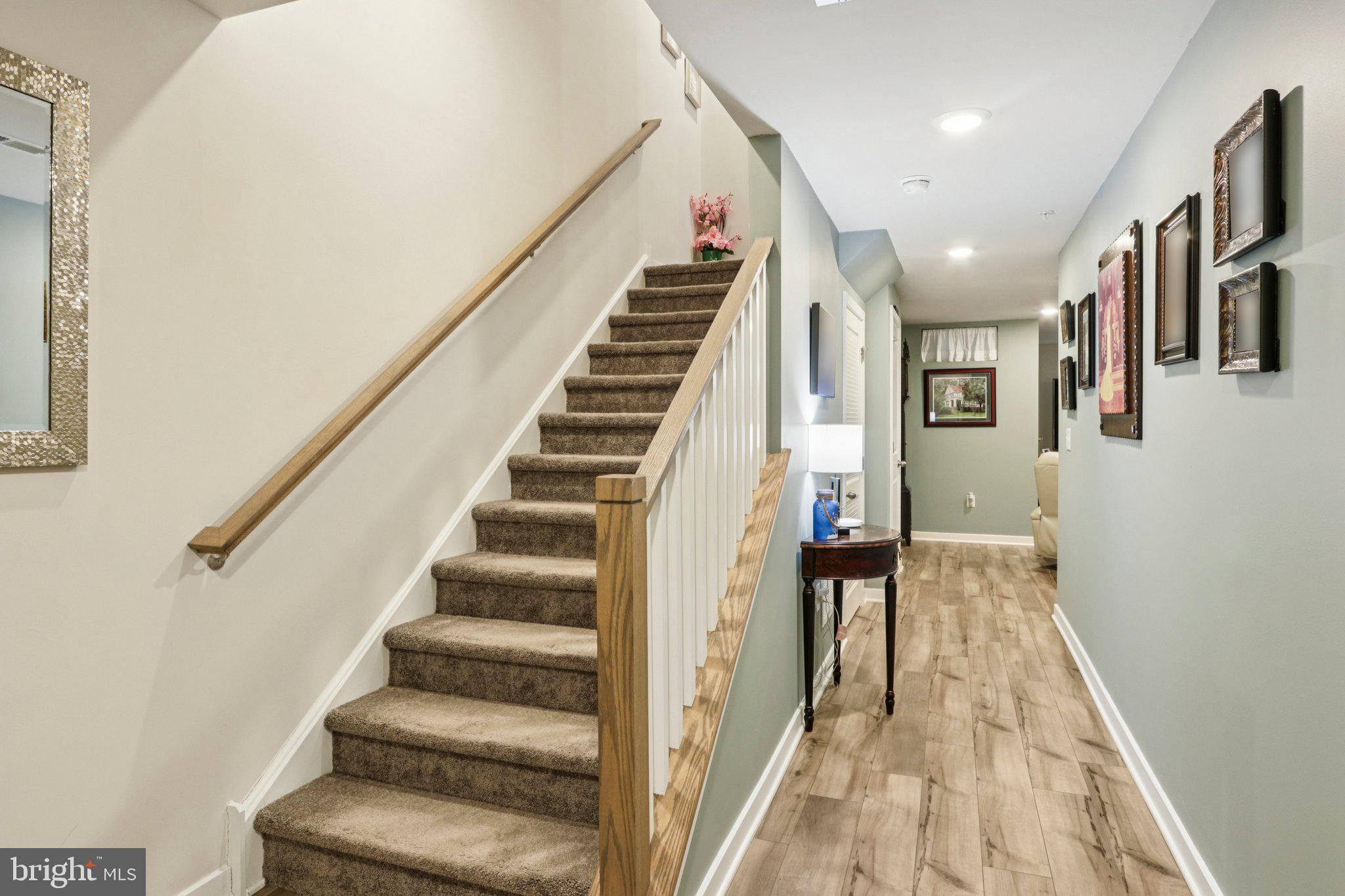 BRINLEY COURT - Residential