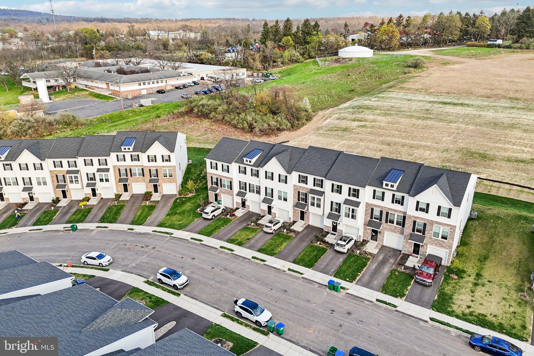 BRINLEY COURT - Residential