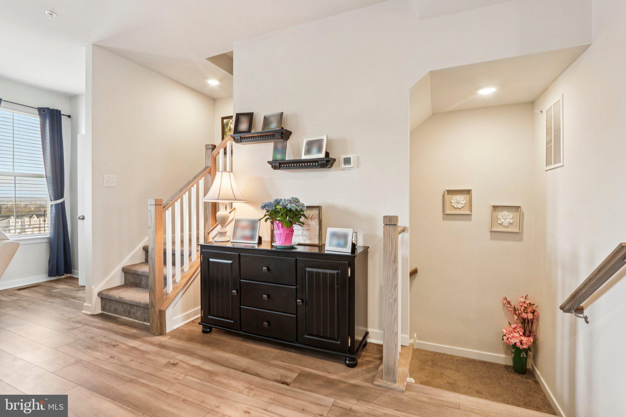 BRINLEY COURT - Residential