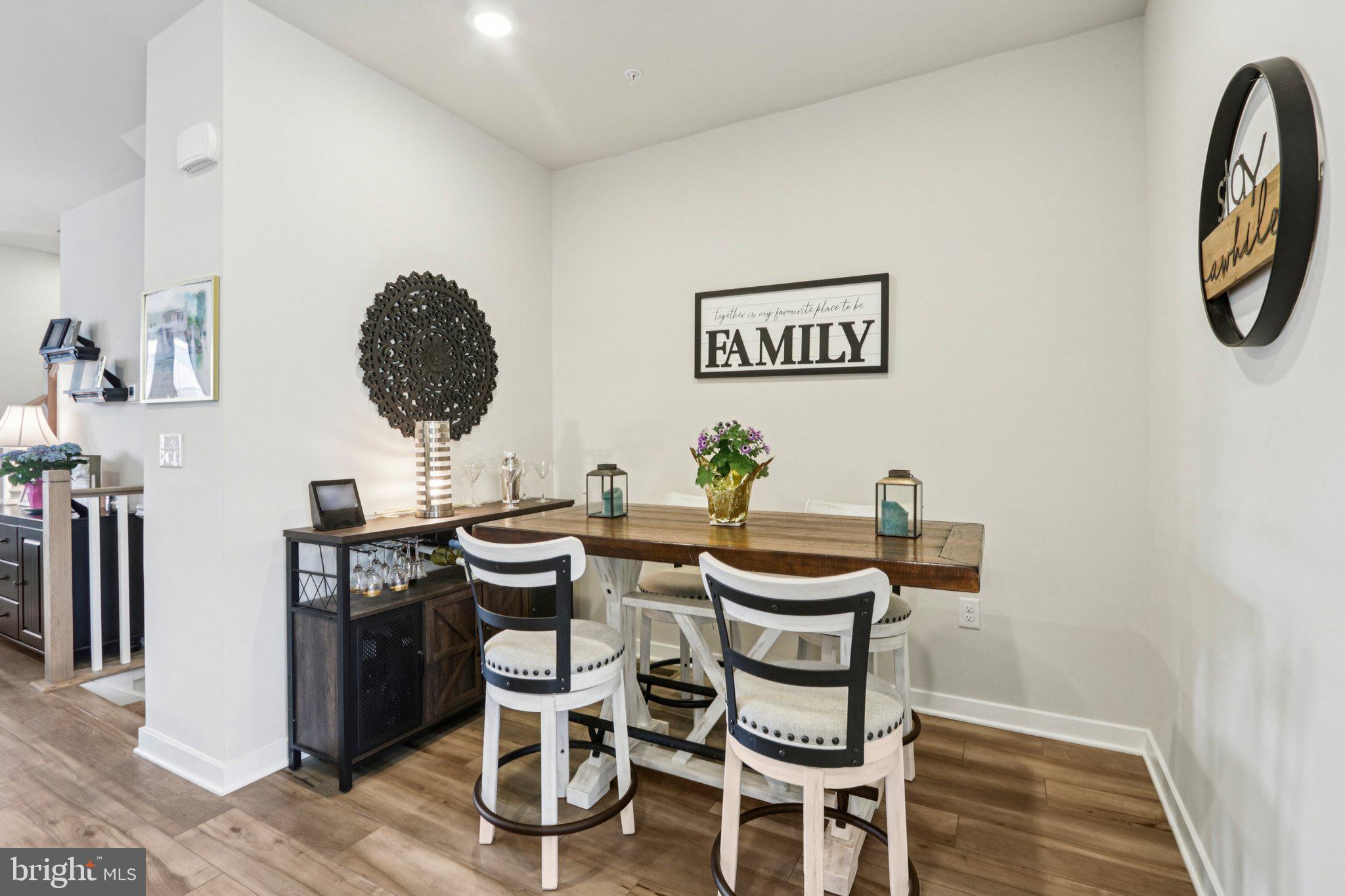 BRINLEY COURT - Residential