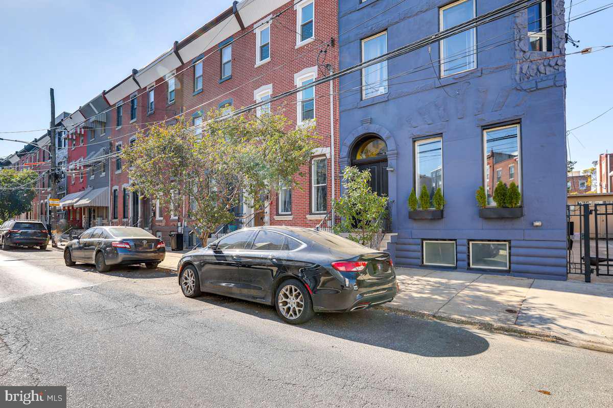 876 N 19TH STREET