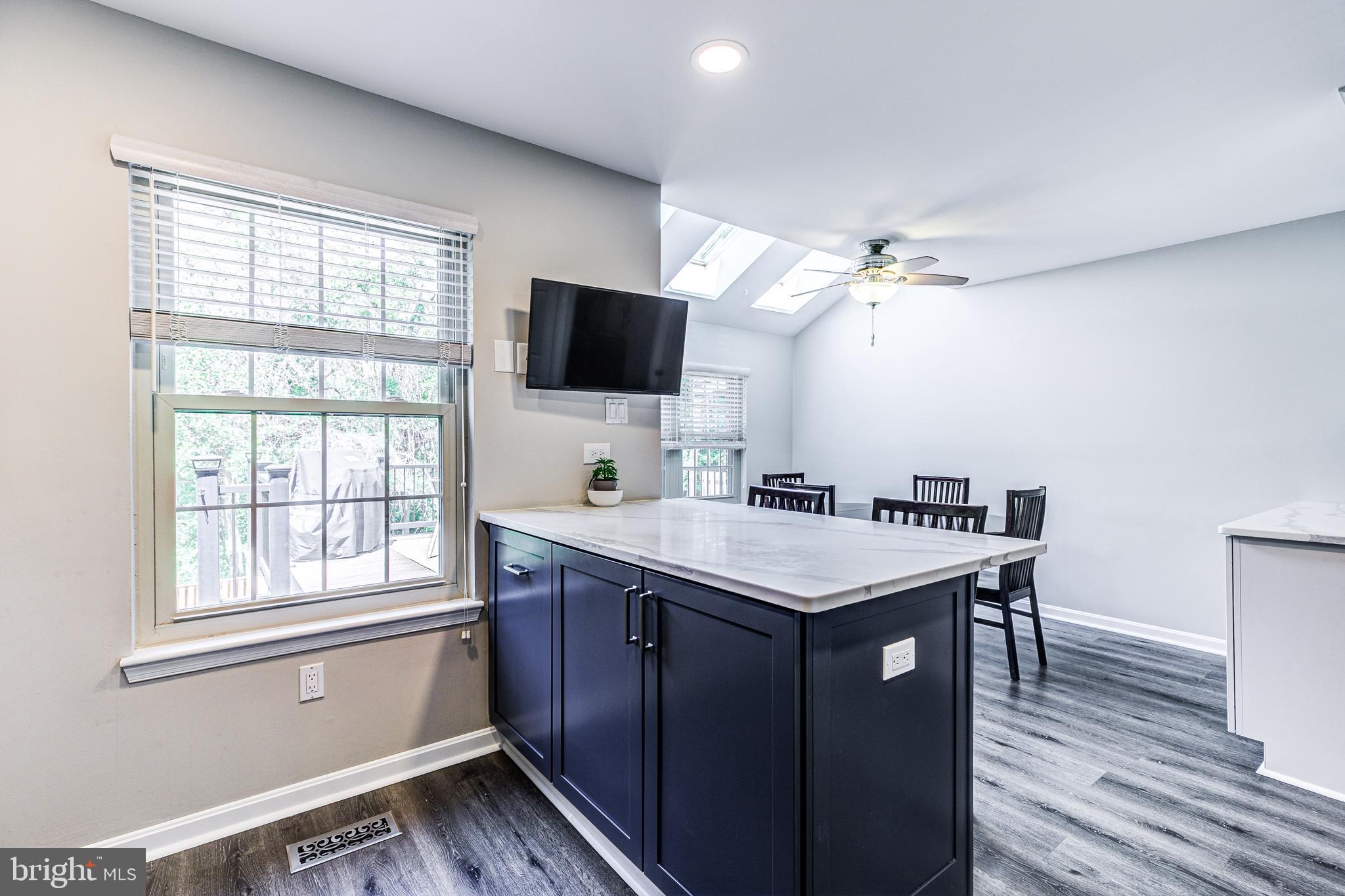 LOVETON FARMS - Residential