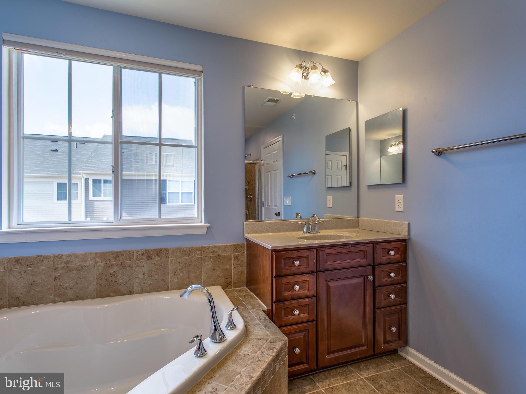 EAST GATE 3 CONDOMINIUM - Residential