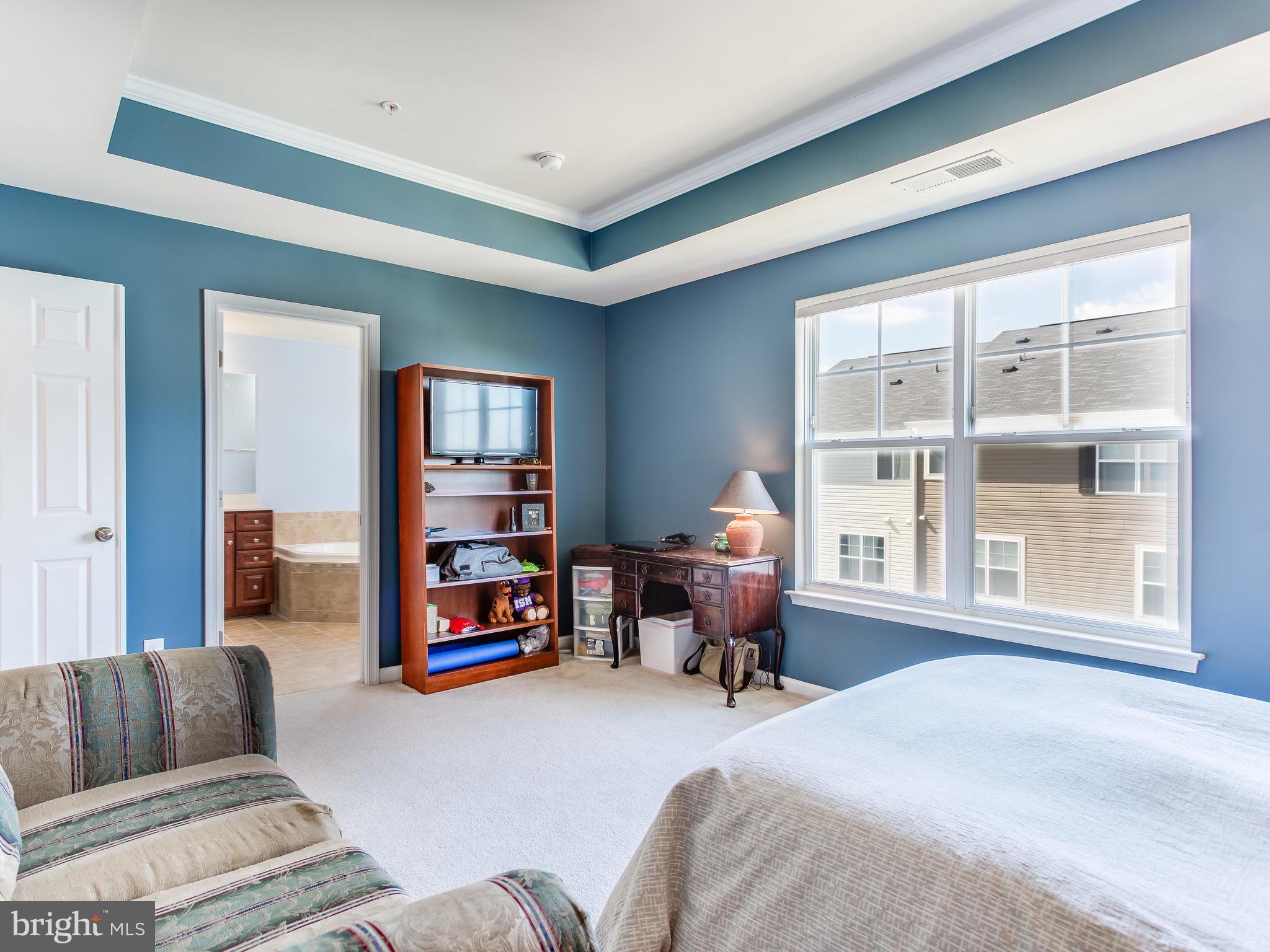 EAST GATE 3 CONDOMINIUM - Residential