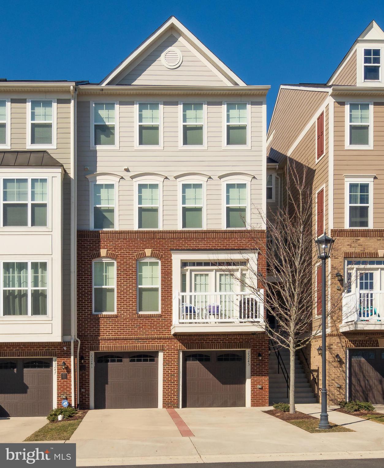 EAST GATE 3 CONDOMINIUM - Residential