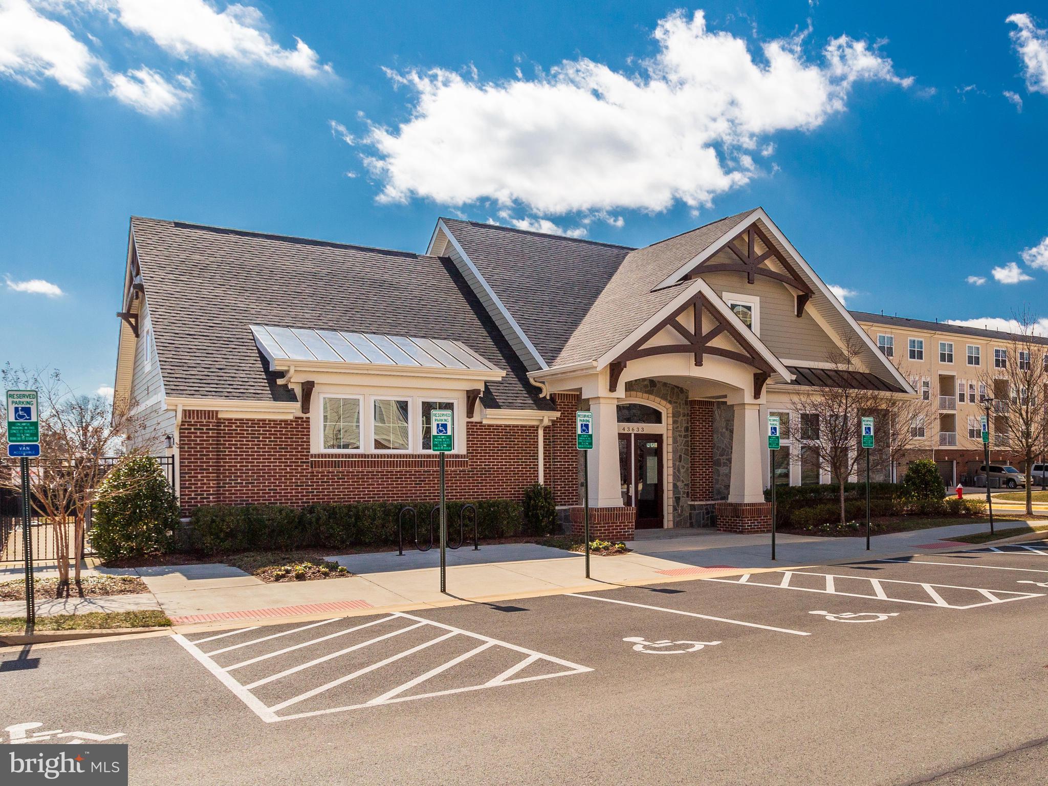 EAST GATE 3 CONDOMINIUM - Residential