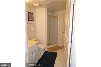 LEXINGTON SQUARE - Residential Lease