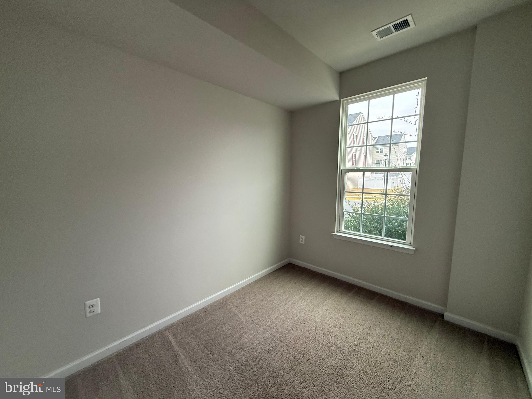 RAPPAHANNOCK LANDING - Residential Lease