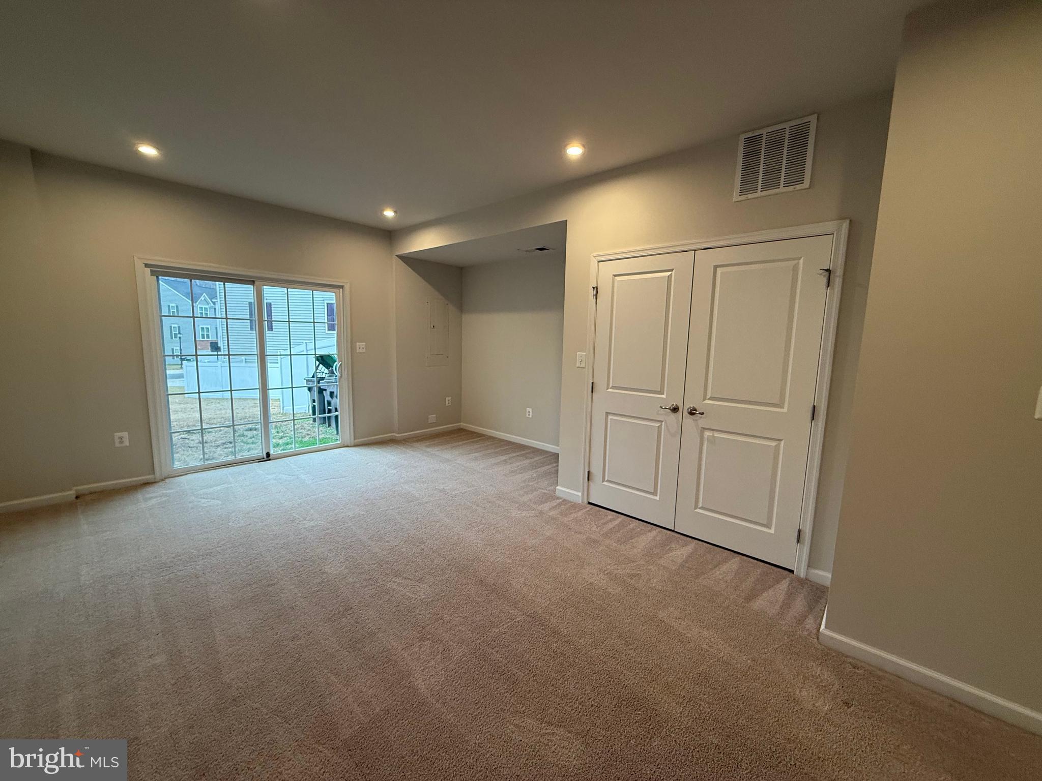 RAPPAHANNOCK LANDING - Residential Lease