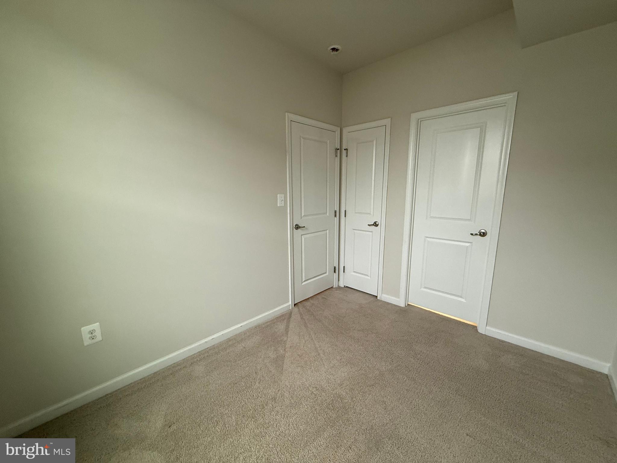 RAPPAHANNOCK LANDING - Residential Lease