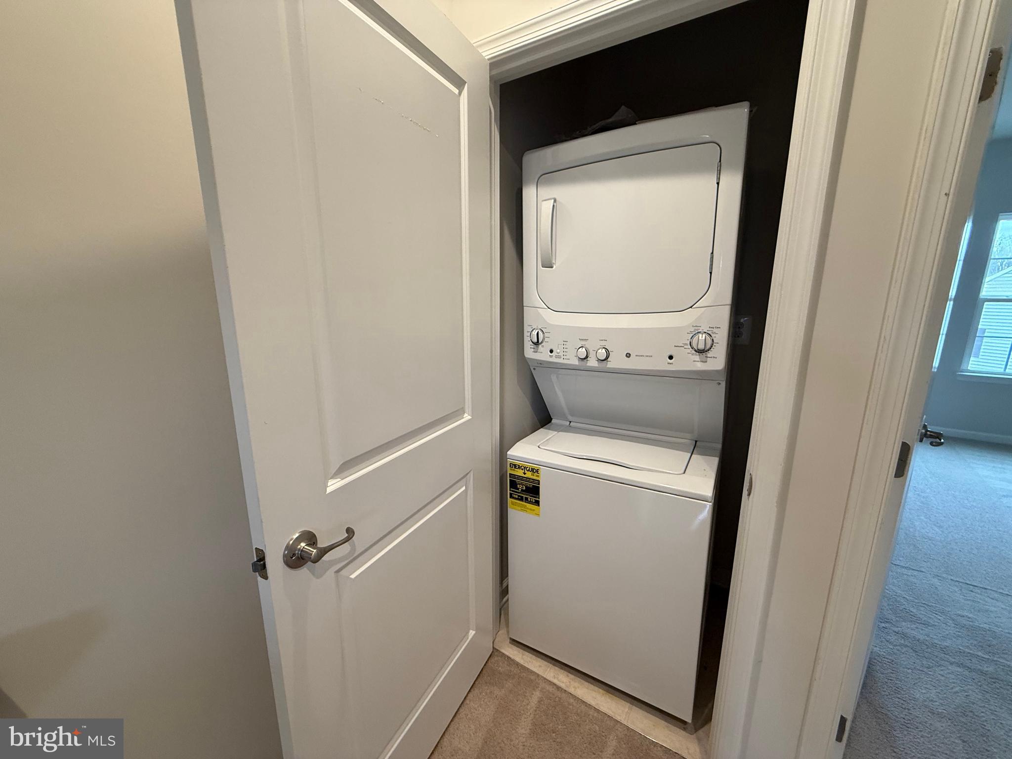 RAPPAHANNOCK LANDING - Residential Lease