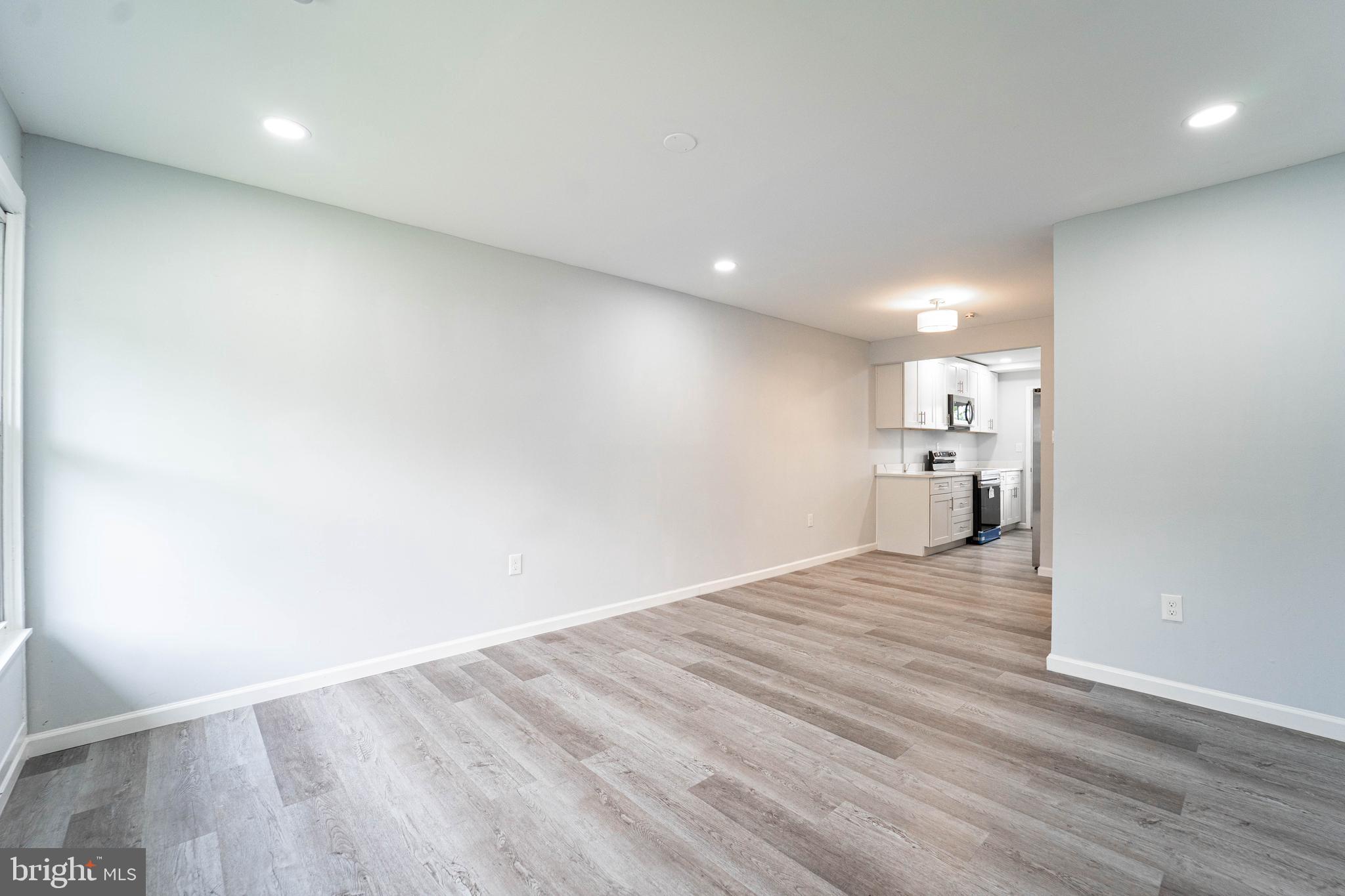 7708 BENDER ROAD