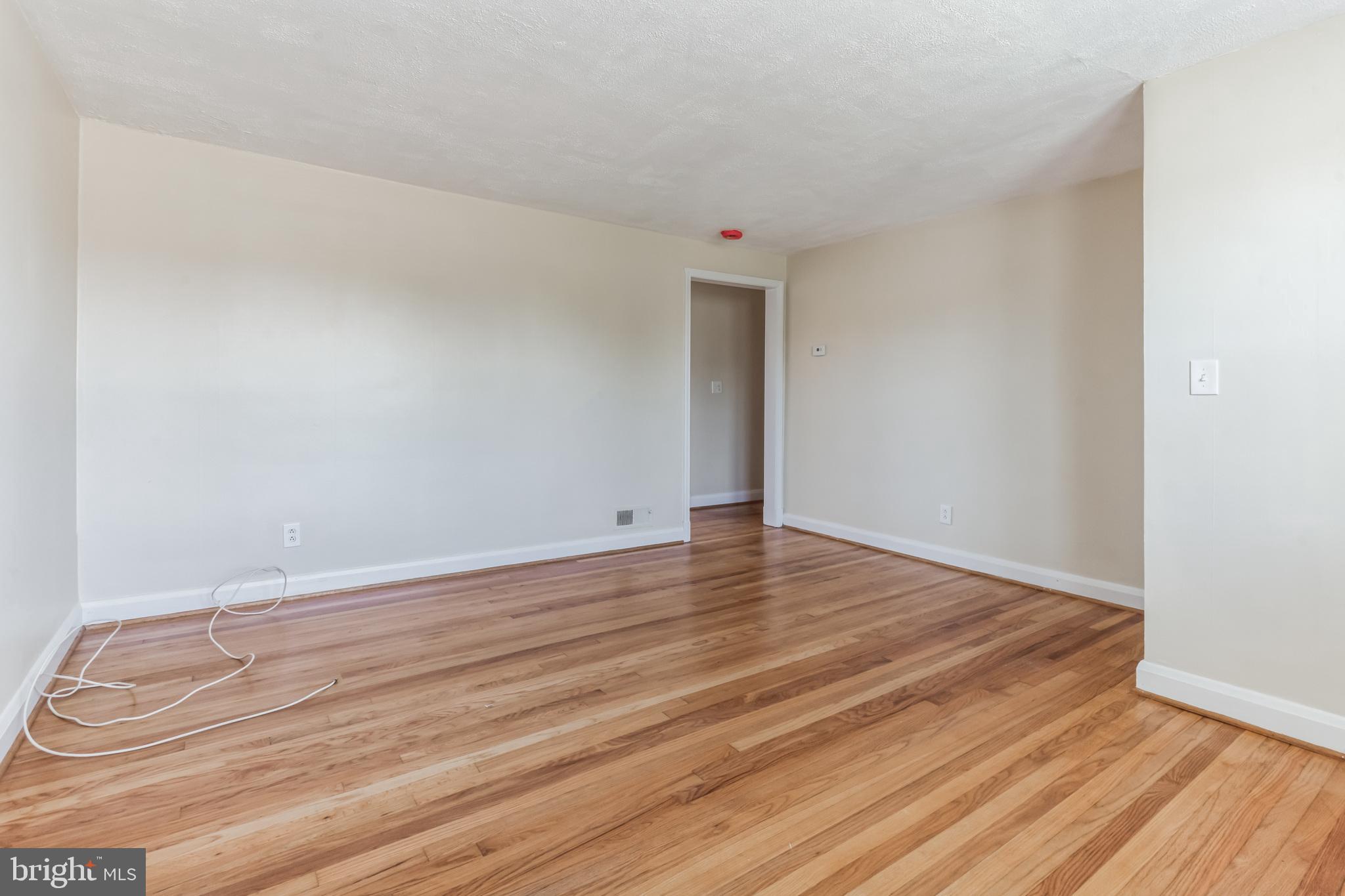 BELAIR-EDISON - Residential Lease