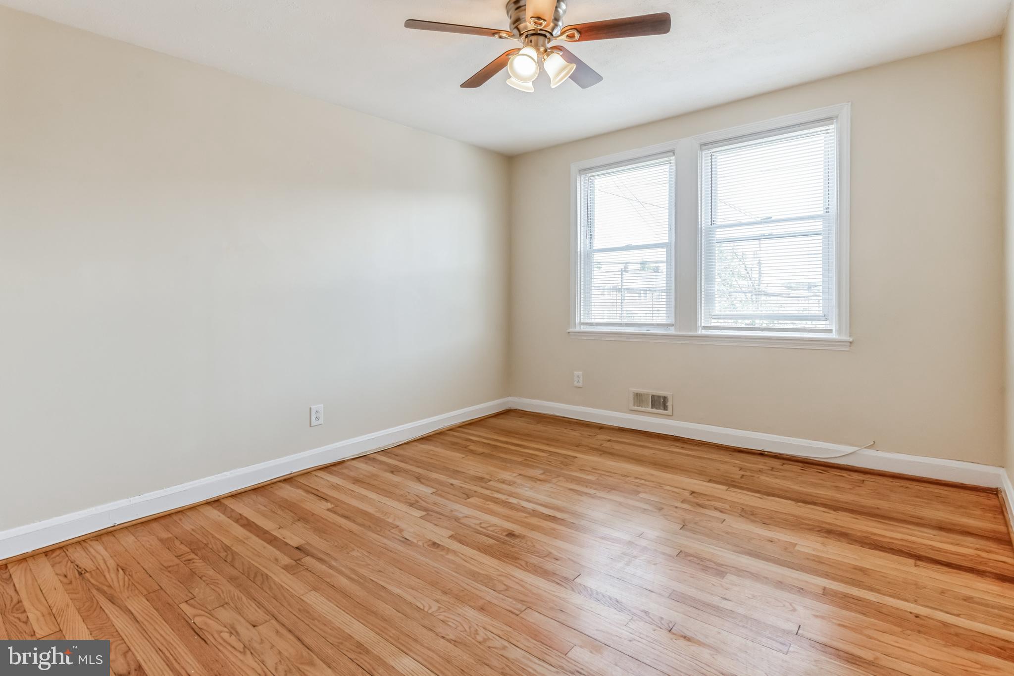 BELAIR-EDISON - Residential Lease