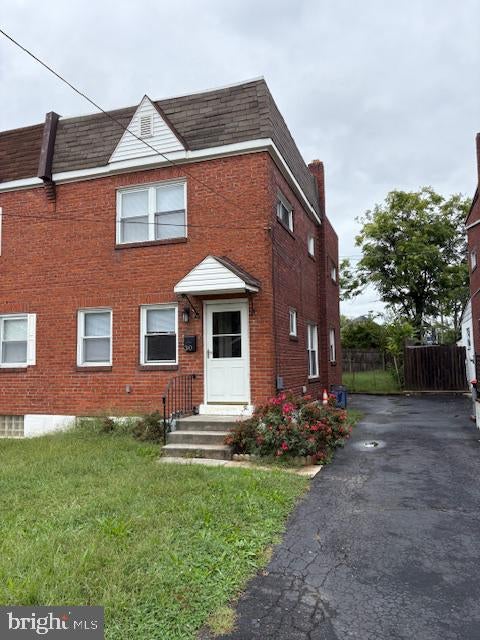 Photo of 30 W Parkway Avenue, CHESTER, PA 19013 (MLS # PADE2124486)