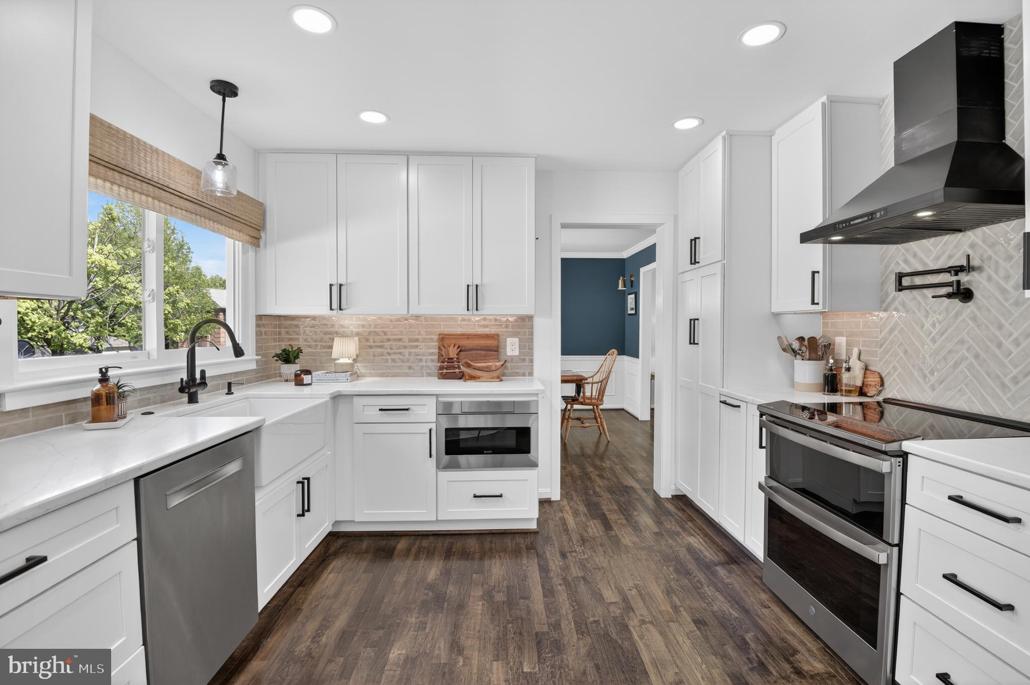 POTOMAC CHASE - Residential