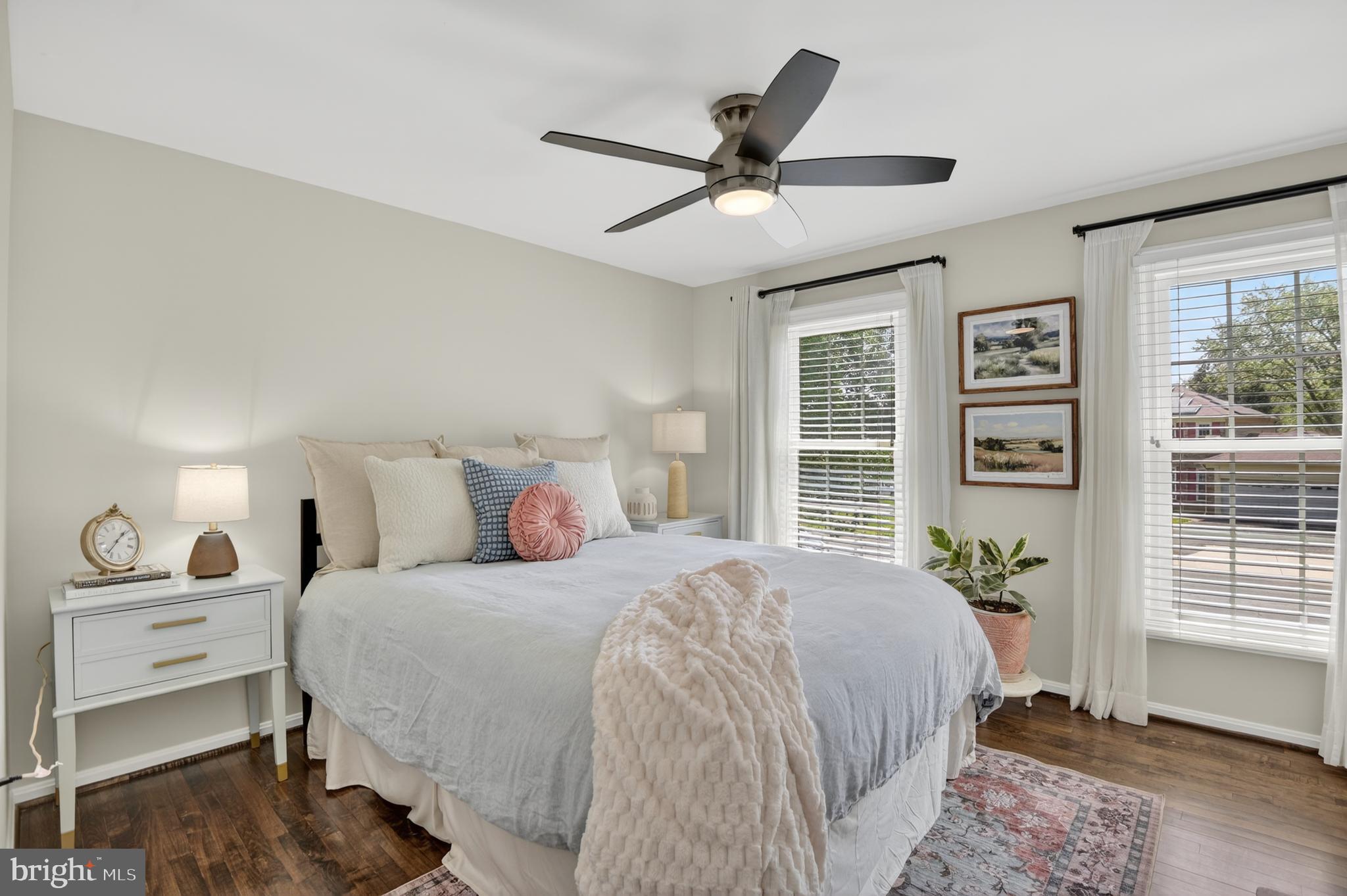 POTOMAC CHASE - Residential