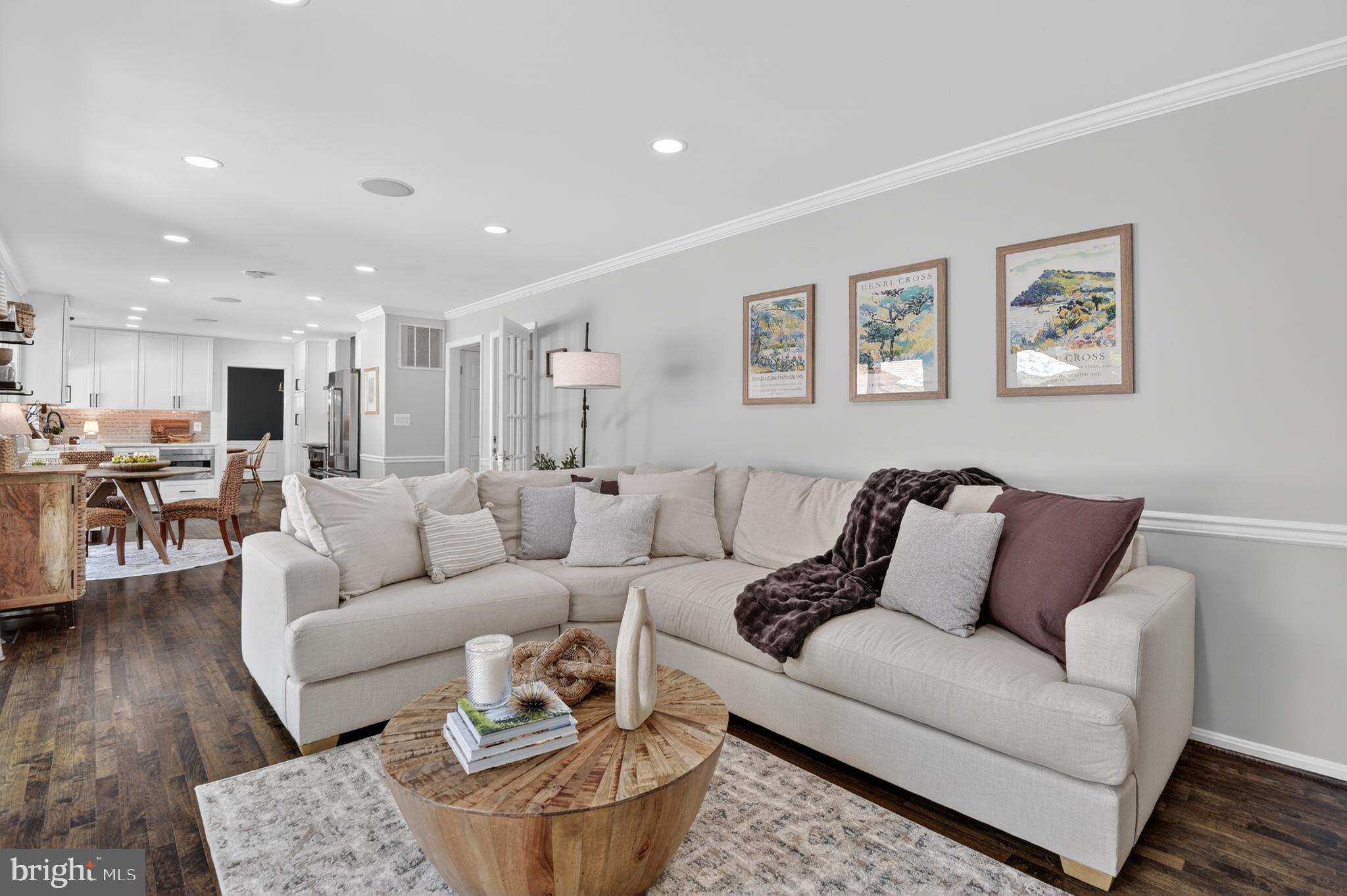 POTOMAC CHASE - Residential