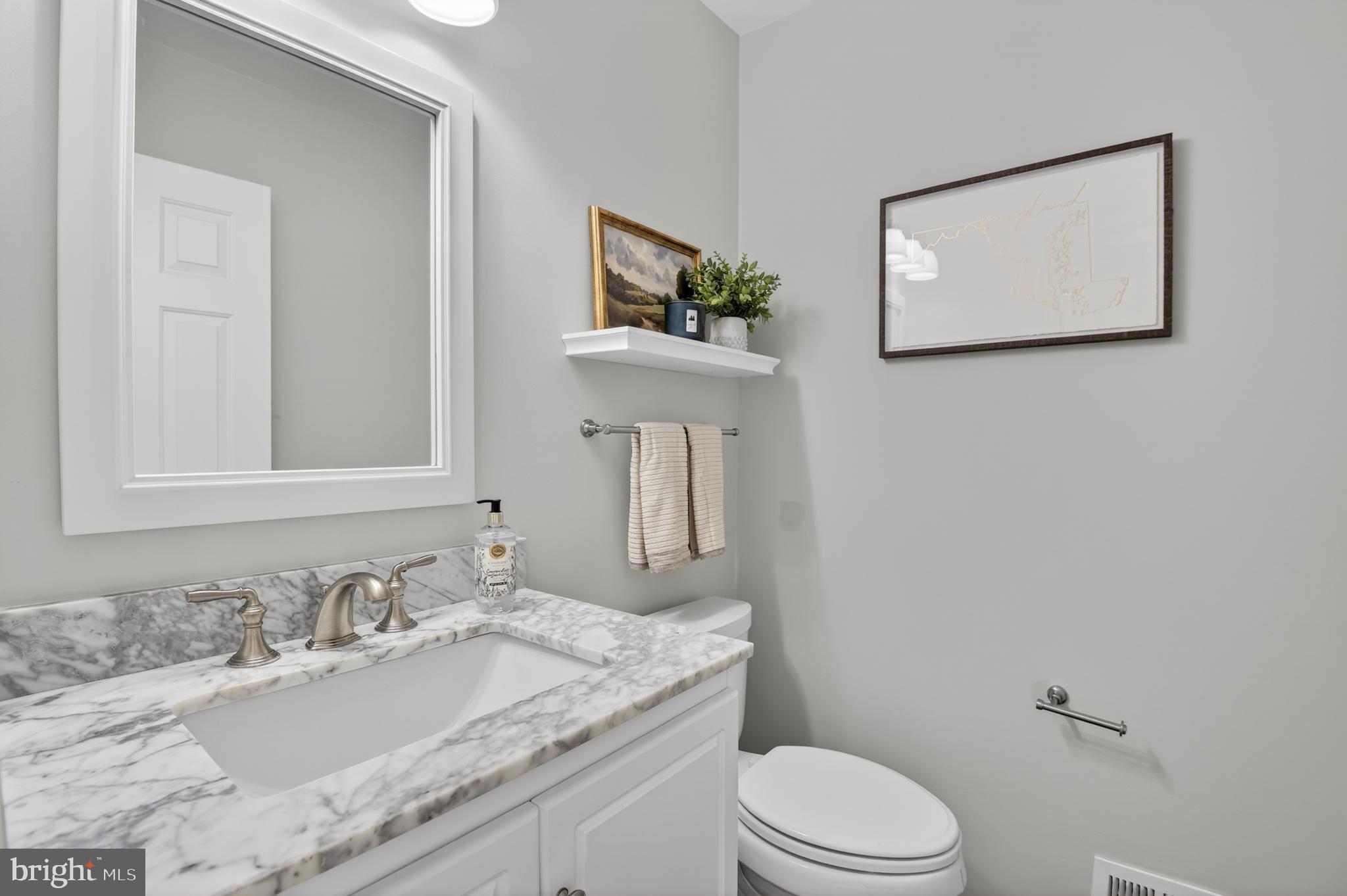 POTOMAC CHASE - Residential