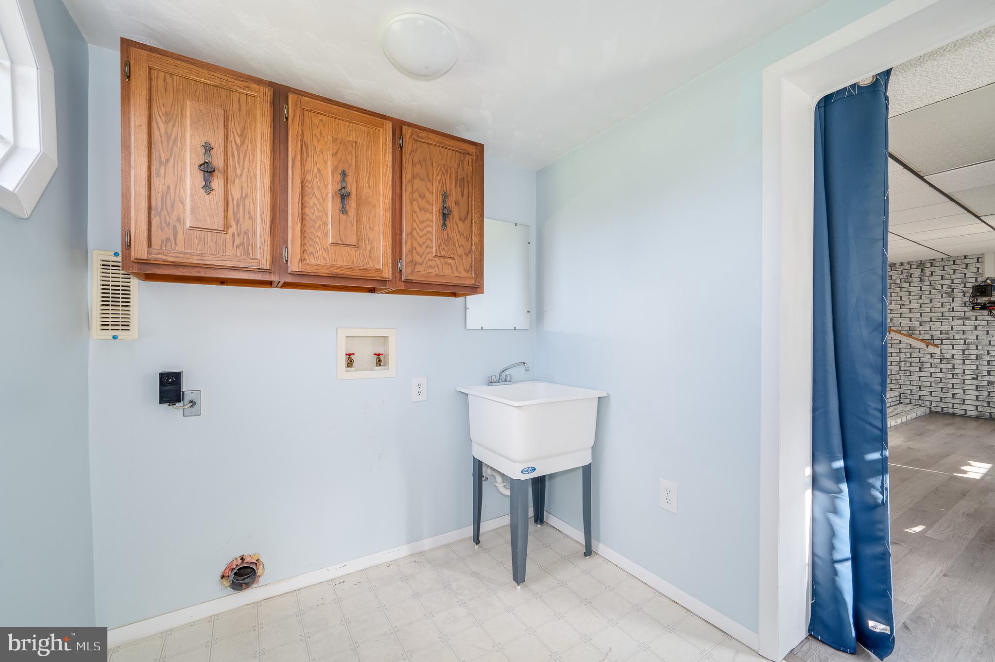 MONTEVALLO HILLS - Residential