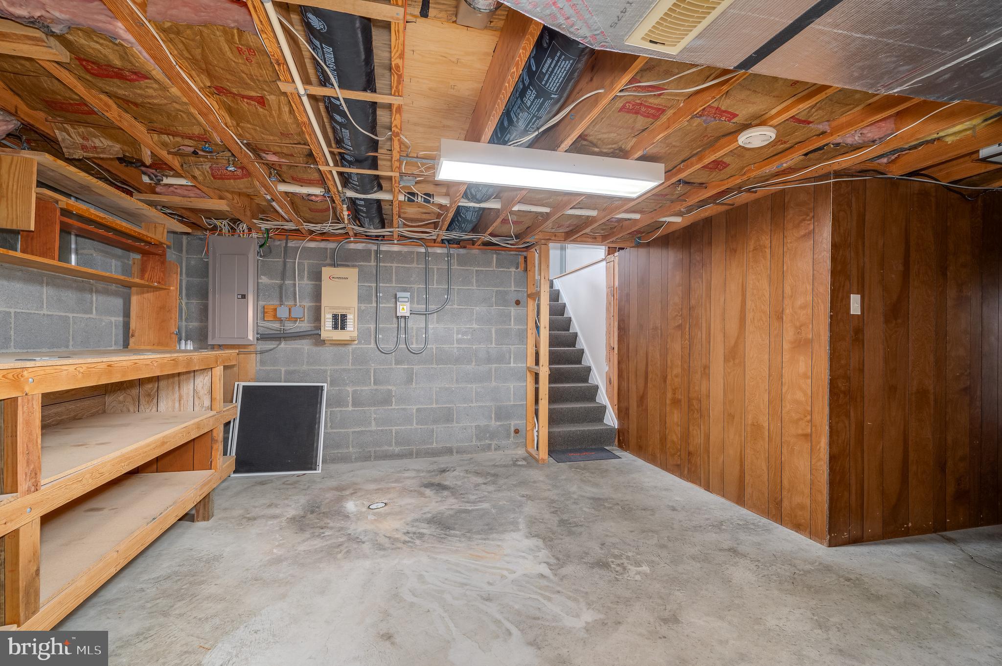 MONTEVALLO HILLS - Residential