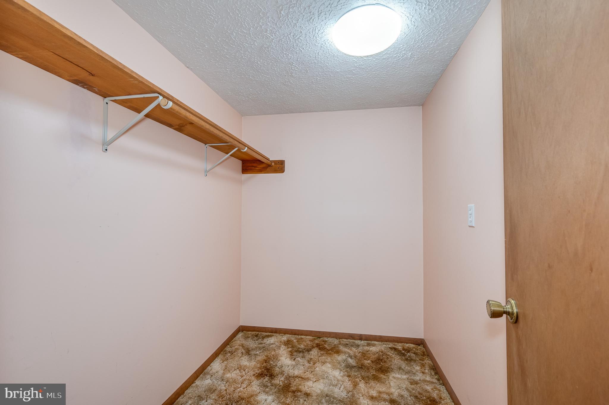 MONTEVALLO HILLS - Residential