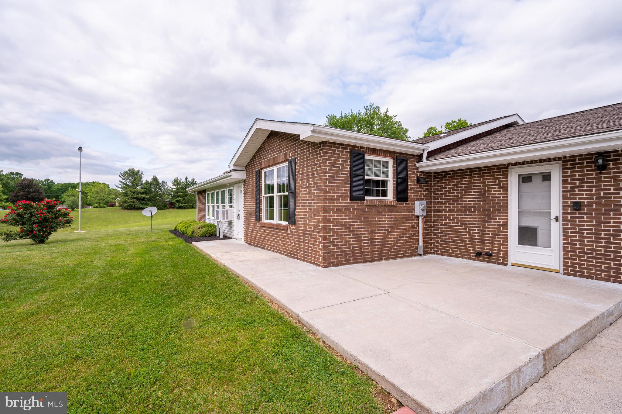 MONTEVALLO HILLS - Residential