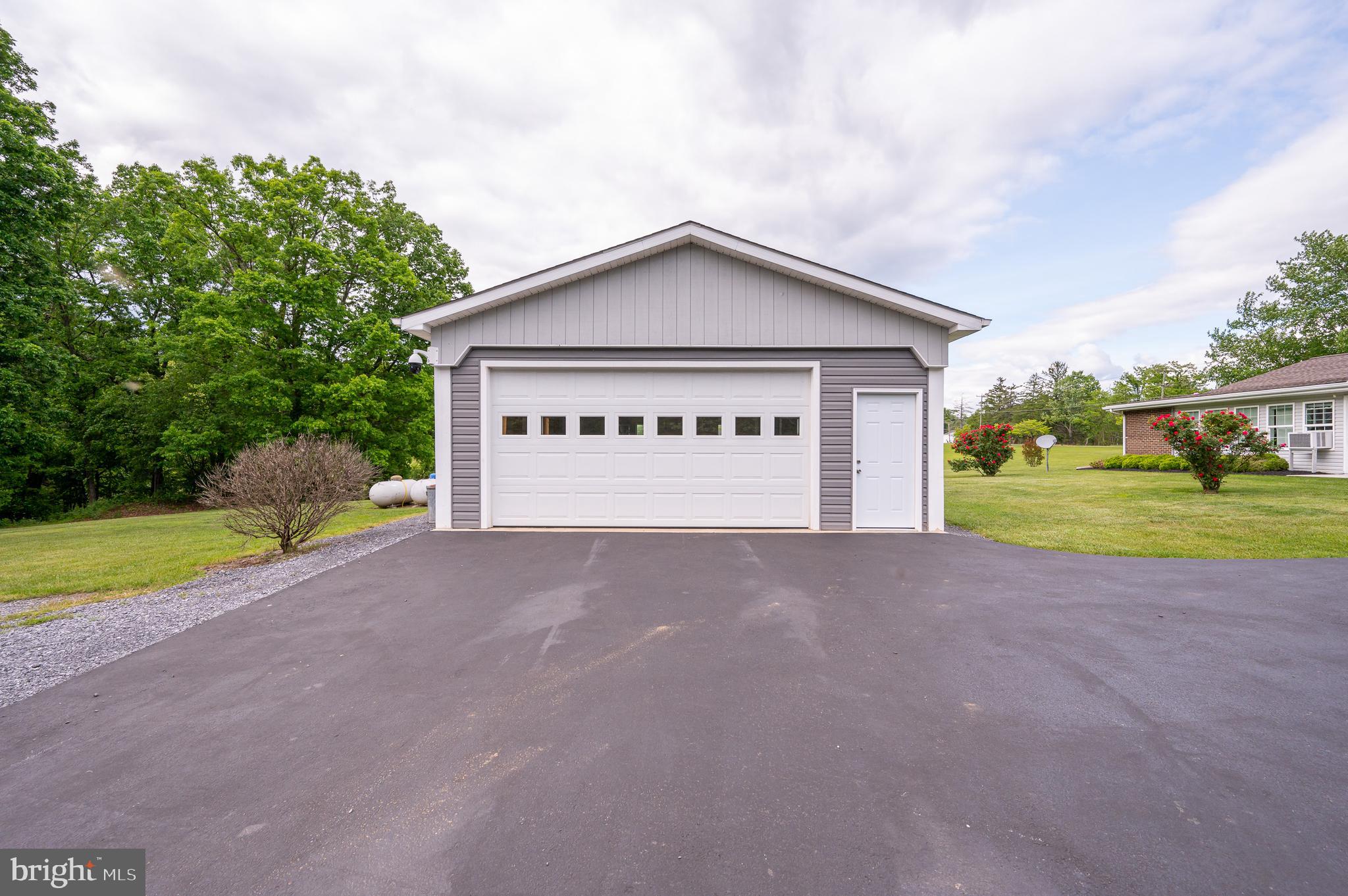 MONTEVALLO HILLS - Residential