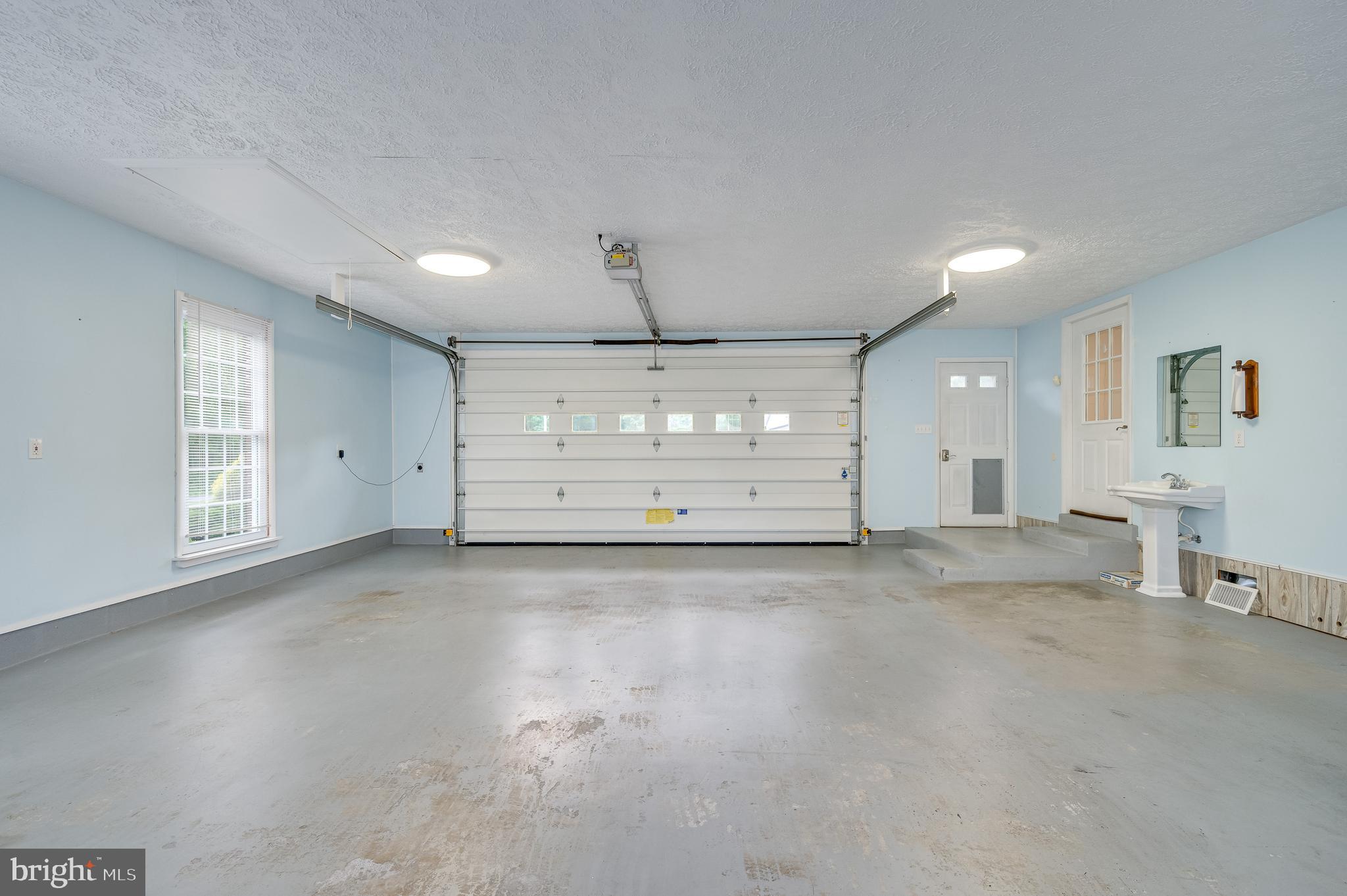 MONTEVALLO HILLS - Residential