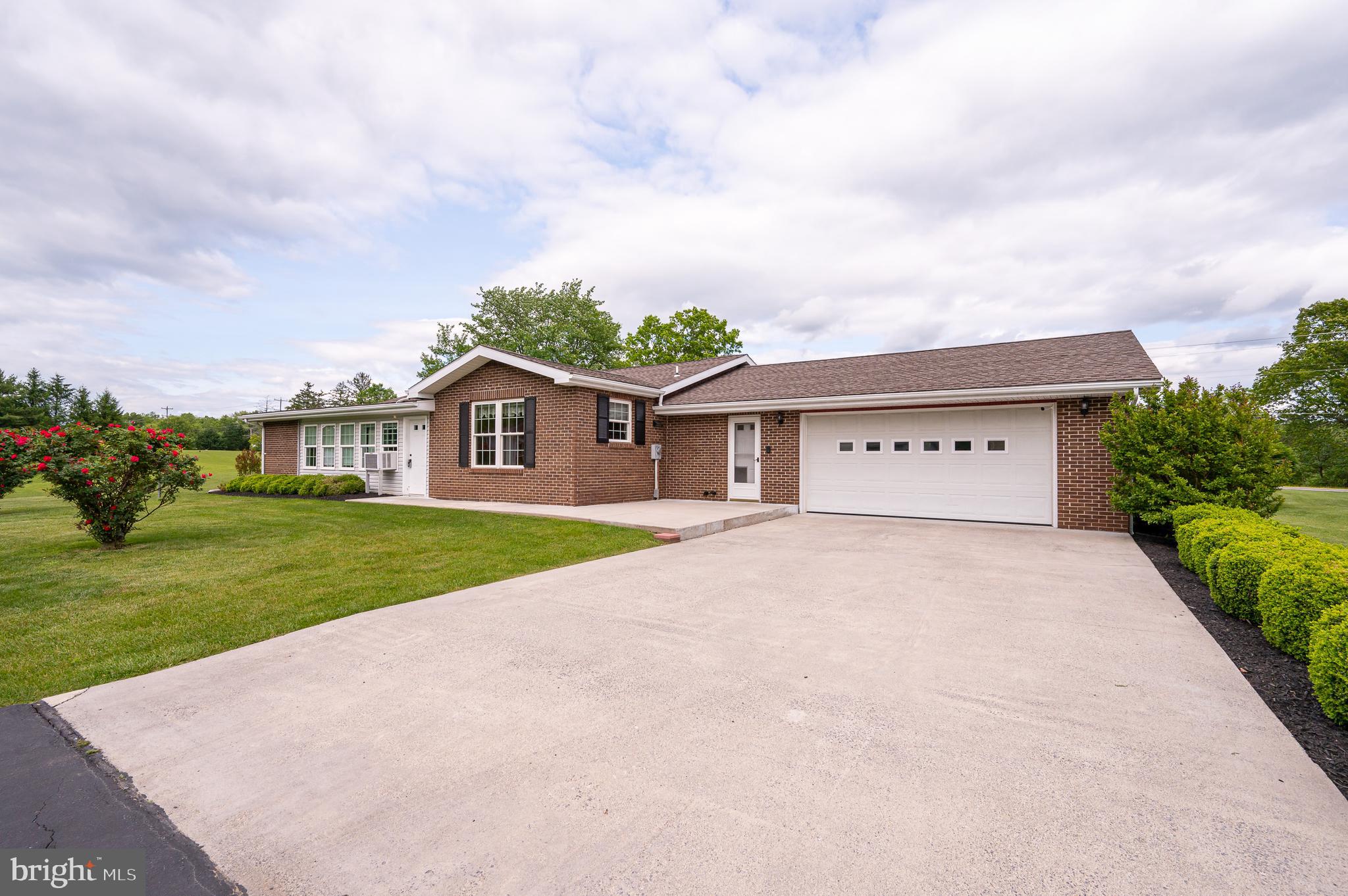 MONTEVALLO HILLS - Residential